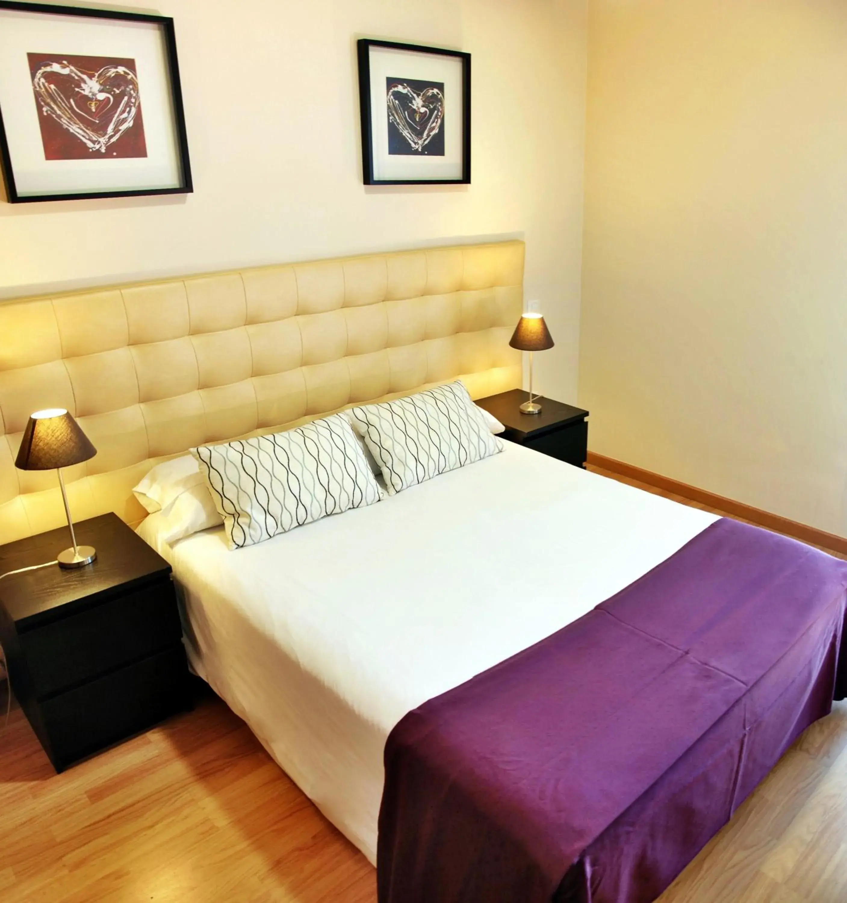 Double Room (1 Adult) in Aparthotel Encasa Double Room (1 Adult) in Aparthotel Encasa