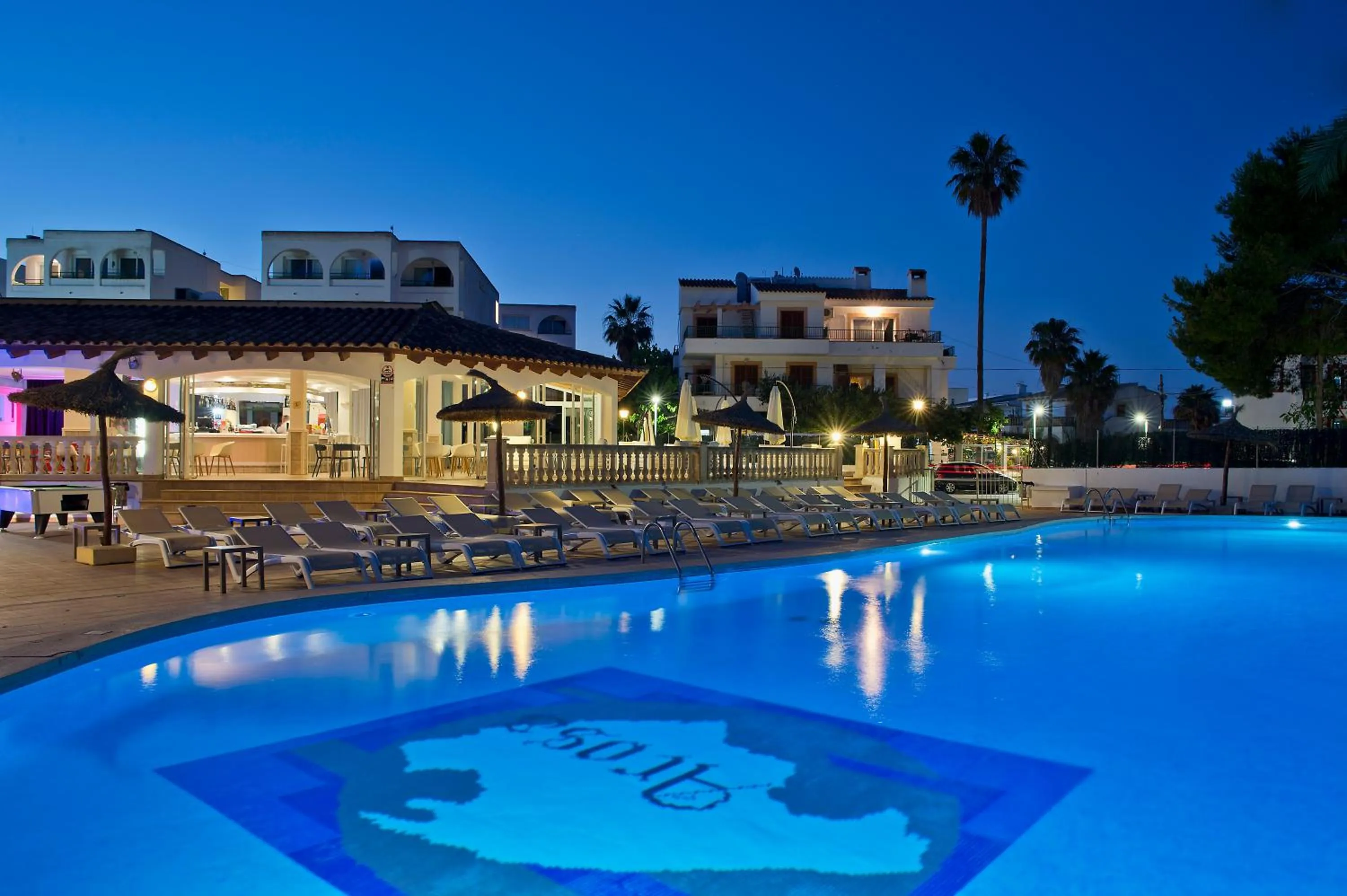 Swimming pool in Mallorca Cecilia