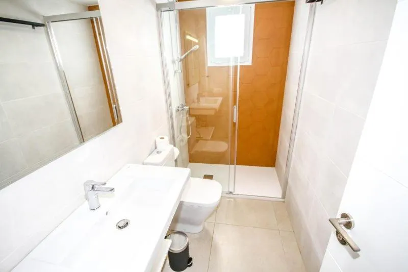 Bathroom in New Miami Playa Apartamentos