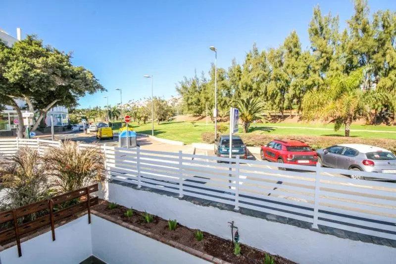 Street view in New Miami Playa Apartamentos