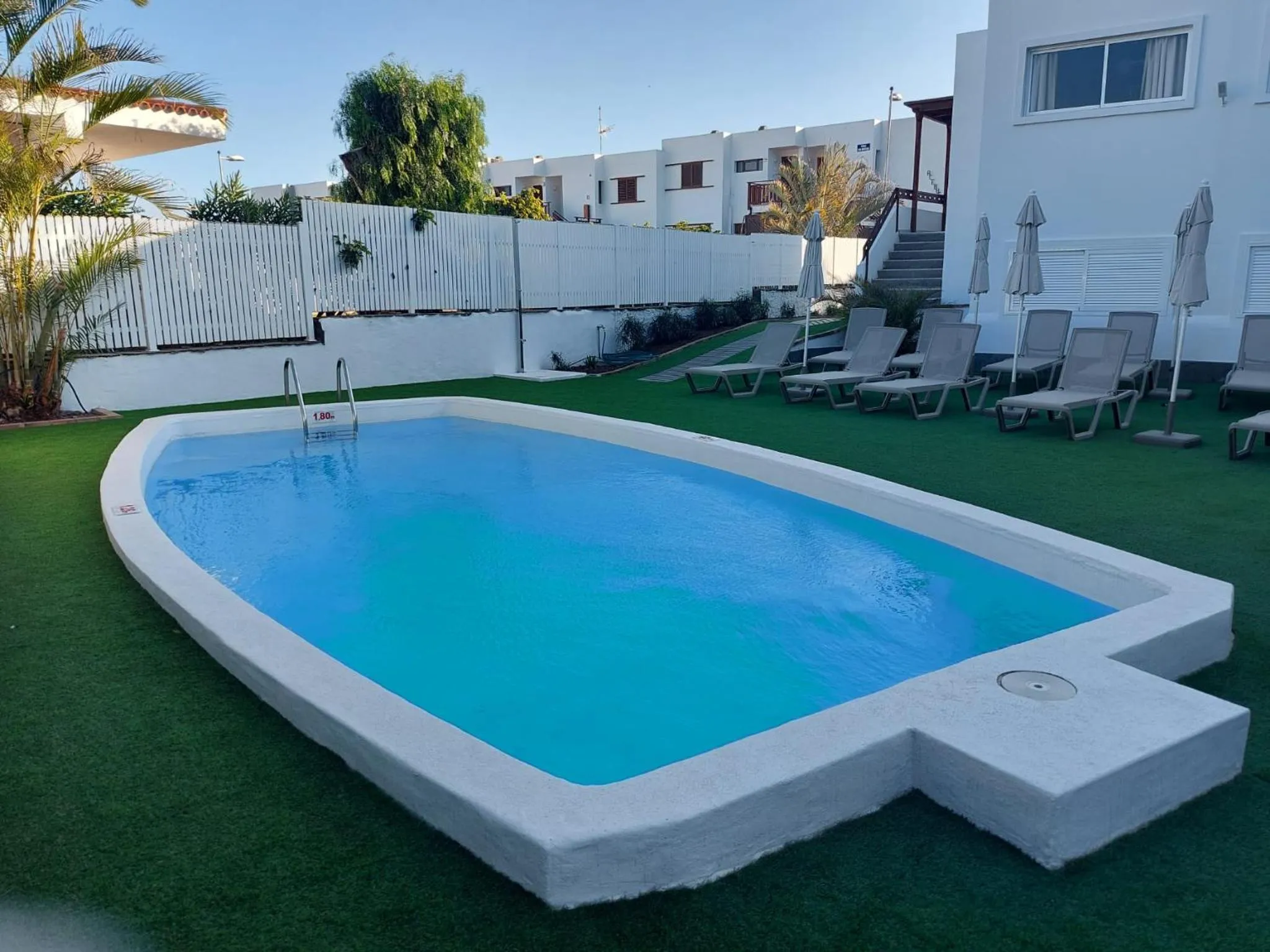 Swimming pool in New Miami Playa Apartamentos