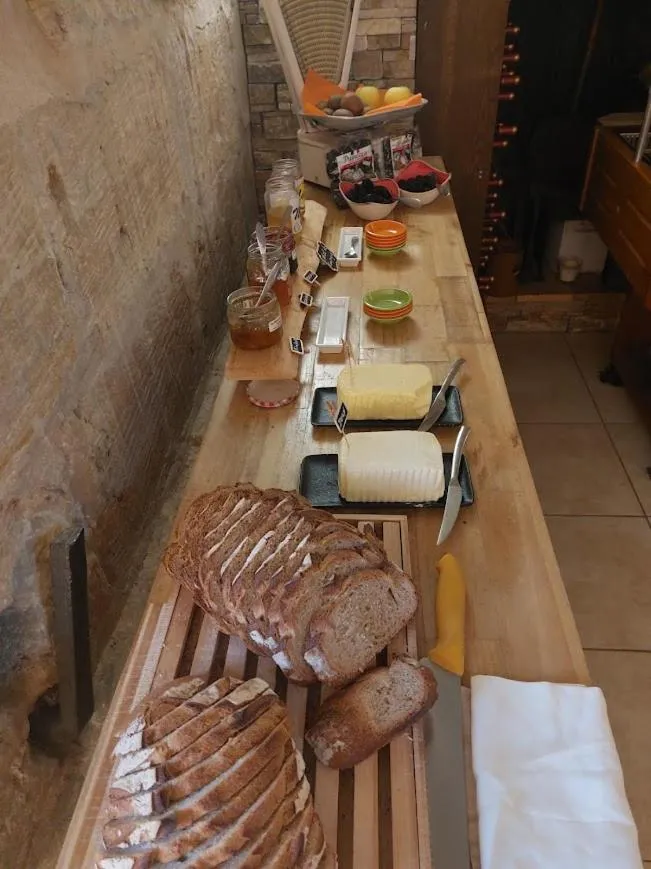 Breakfast in Le Moulin du Porteil