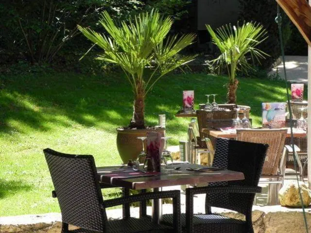 Patio in Le Moulin du Porteil