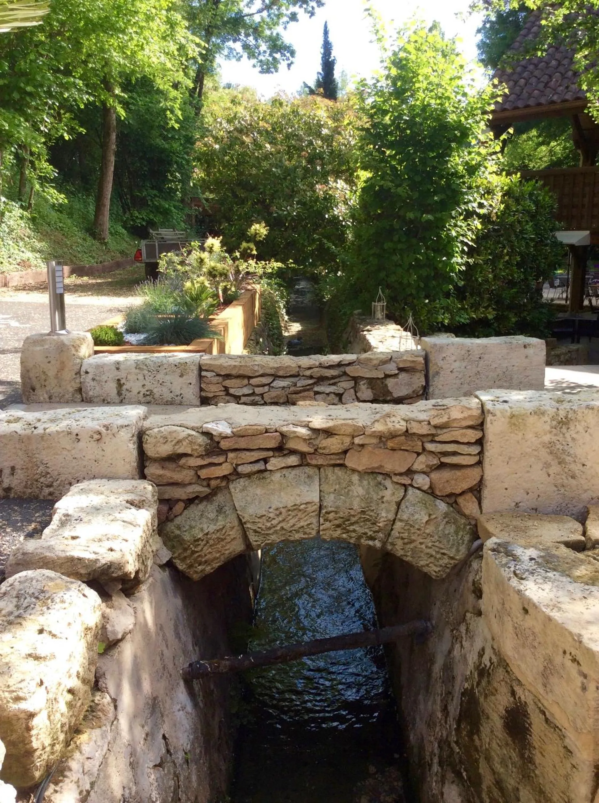 Facade/entrance in Le Moulin du Porteil