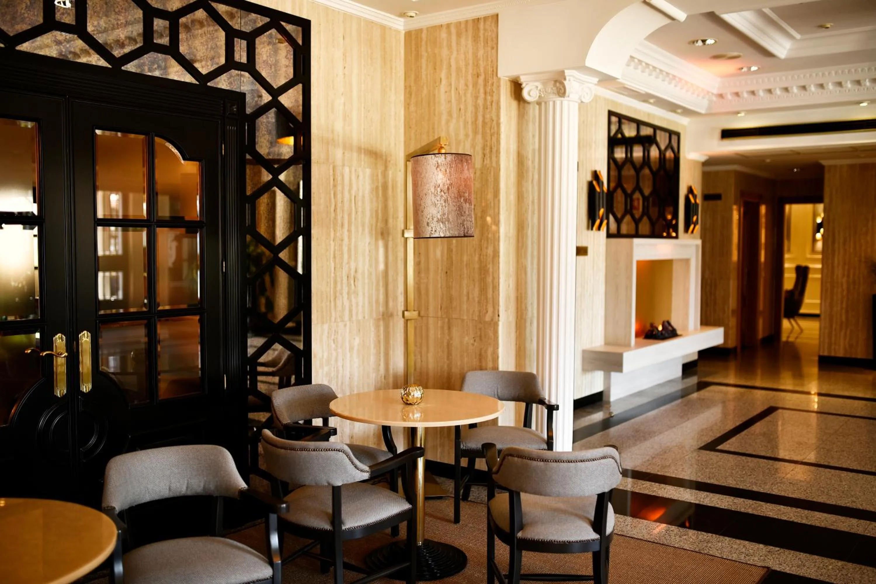 Lobby or reception in Hotel Complejo París