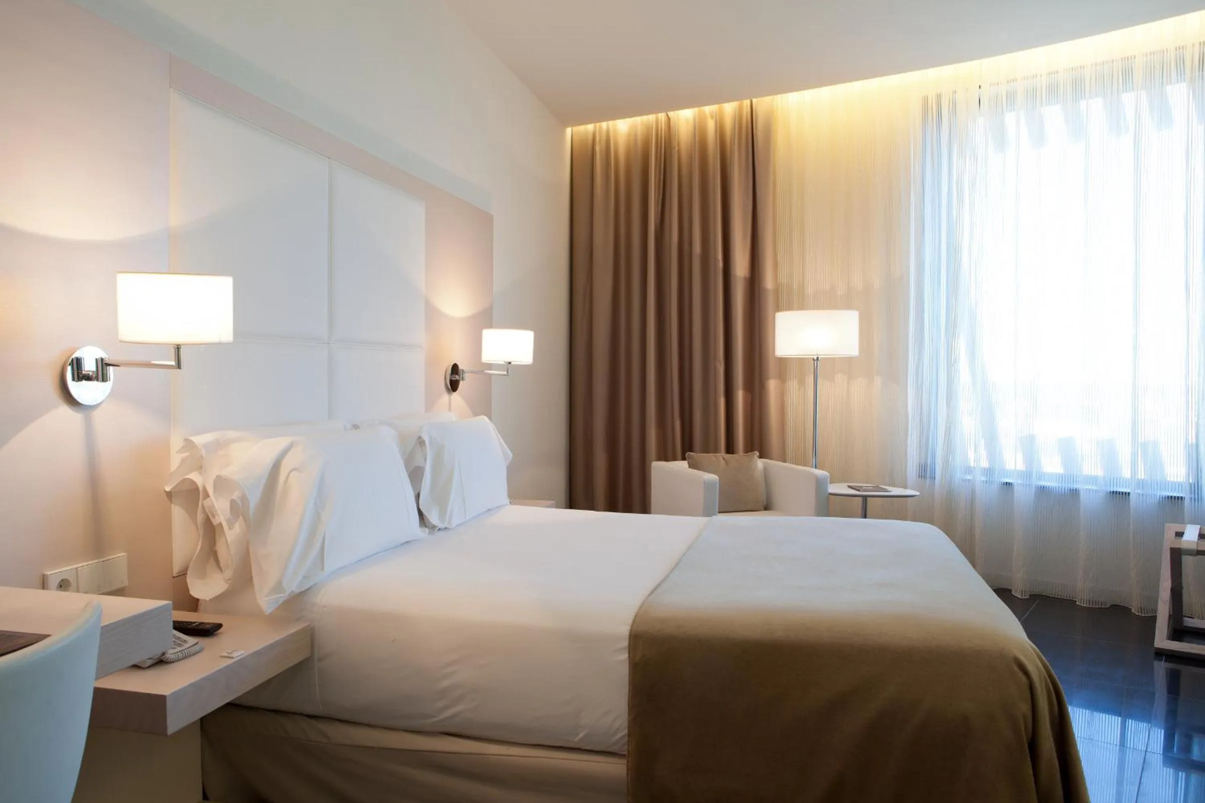 Bed in Hotel Porta Fira 4* Sup