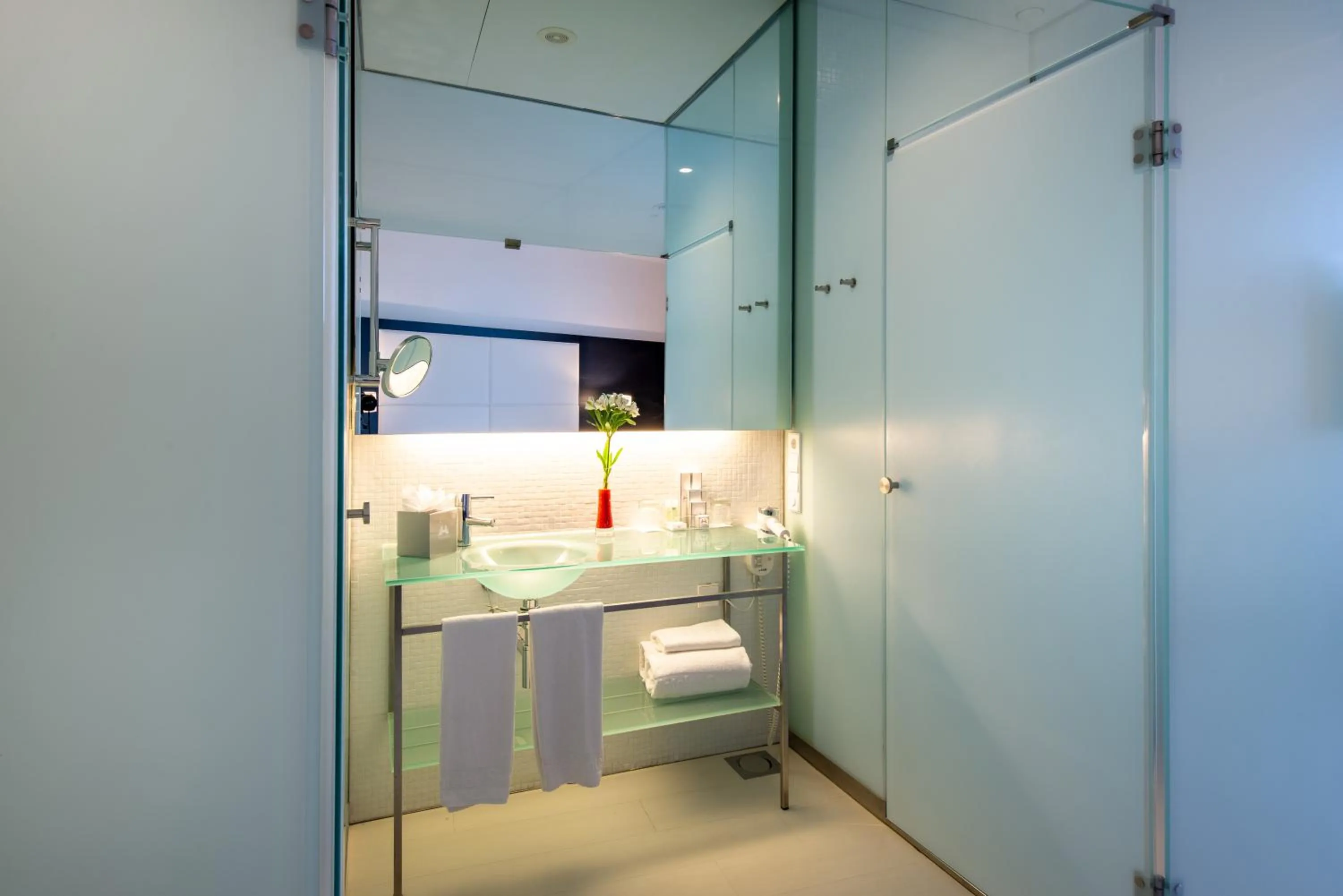 Bathroom in Hotel Porta Fira 4* Sup