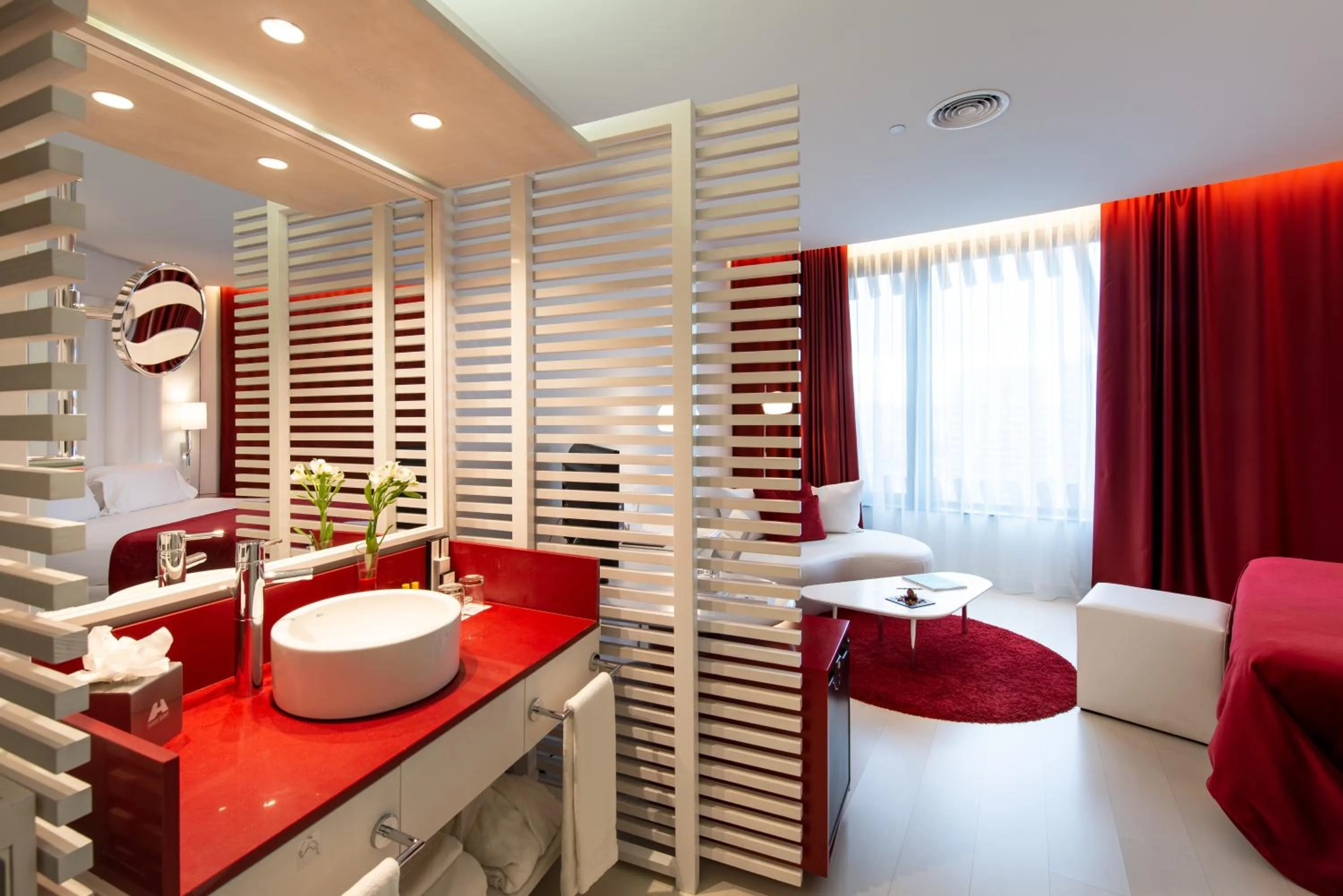 Bathroom in Hotel Porta Fira 4* Sup