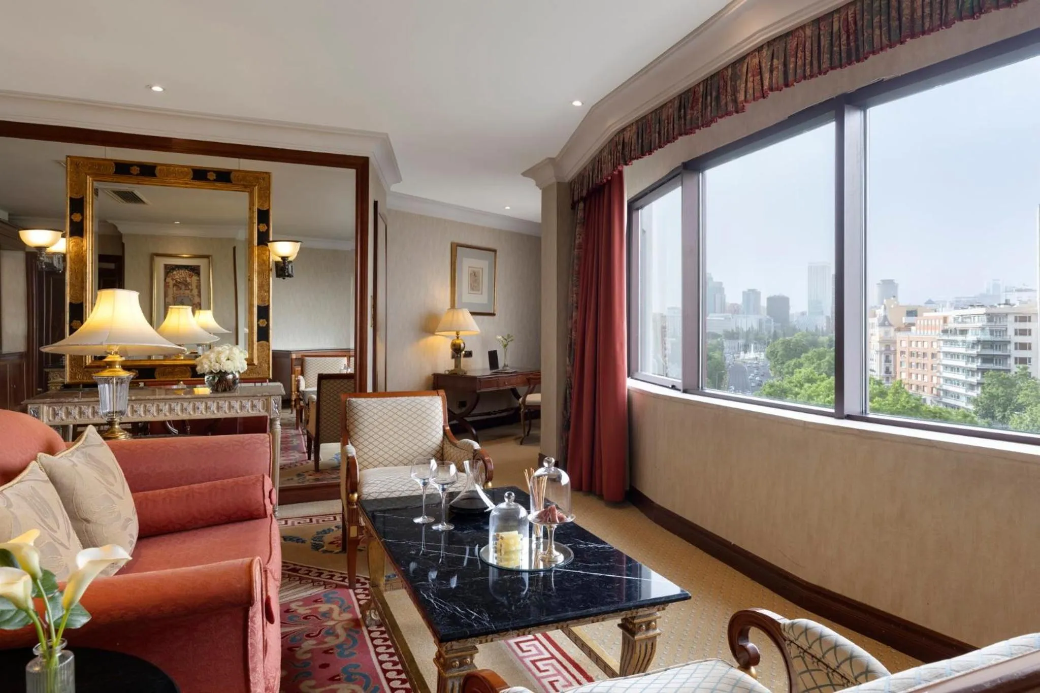 Photo of the whole room in InterContinental Madrid by IHG