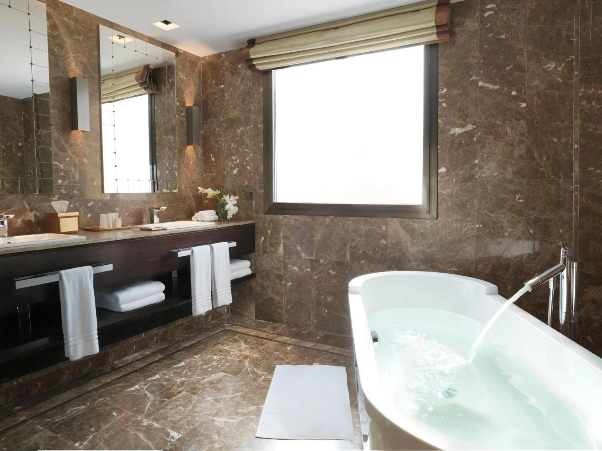 Bathroom in InterContinental Madrid by IHG