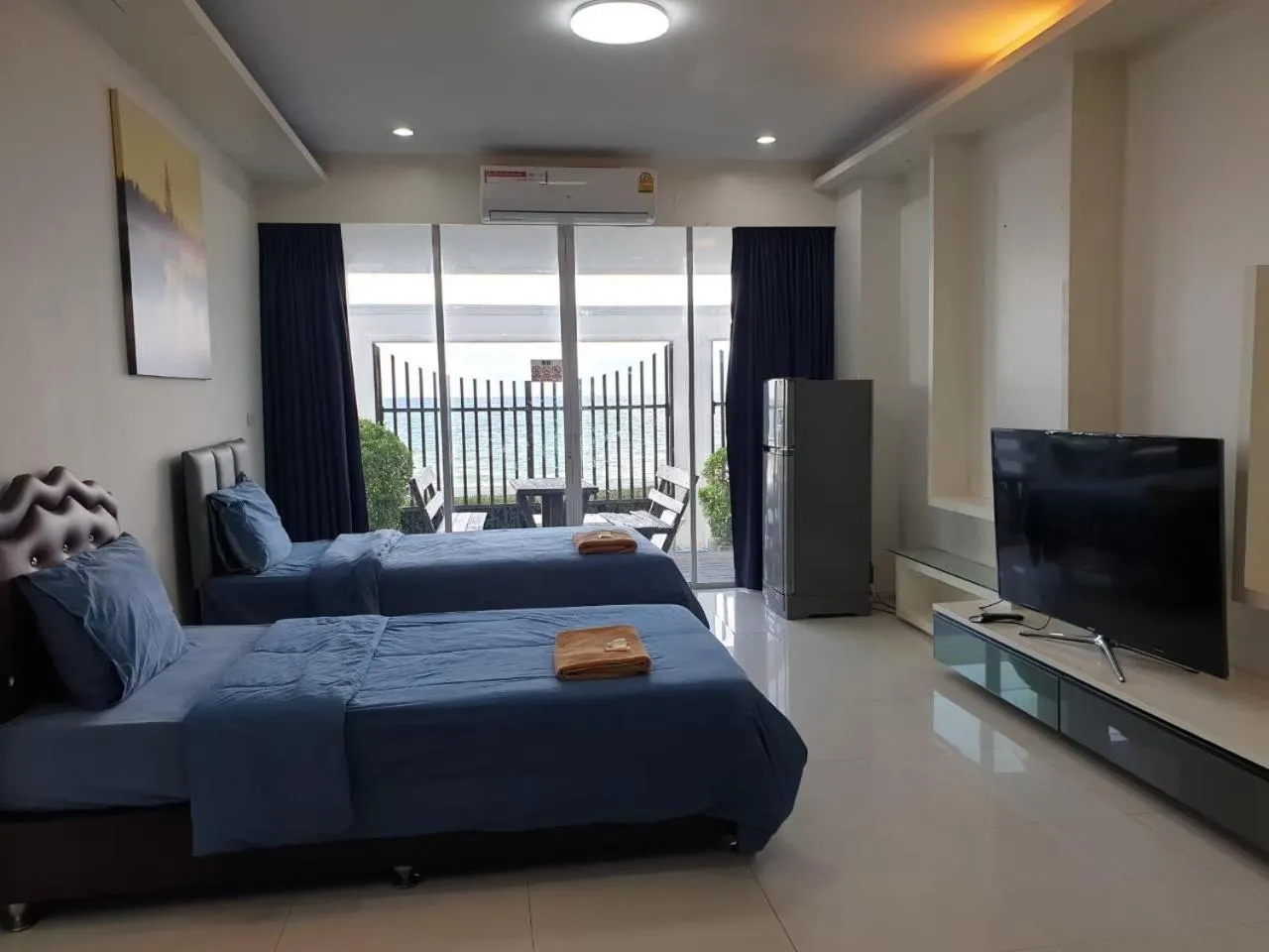 Bed in Banchaitalay Room