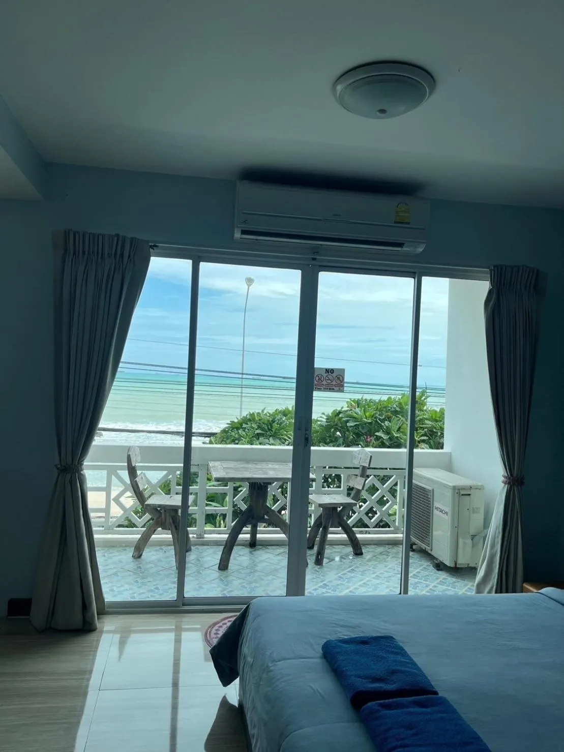 Bed in Banchaitalay Room