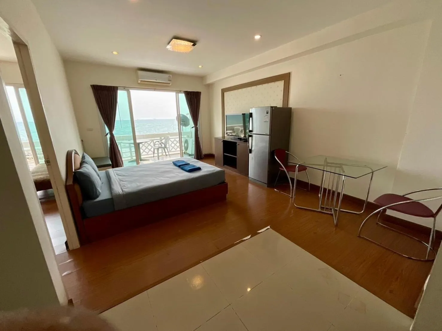 Bed in Banchaitalay Room