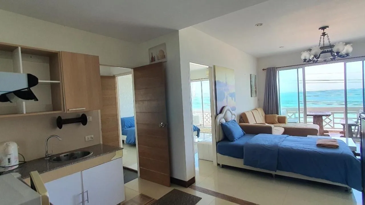 Bed in Banchaitalay Room