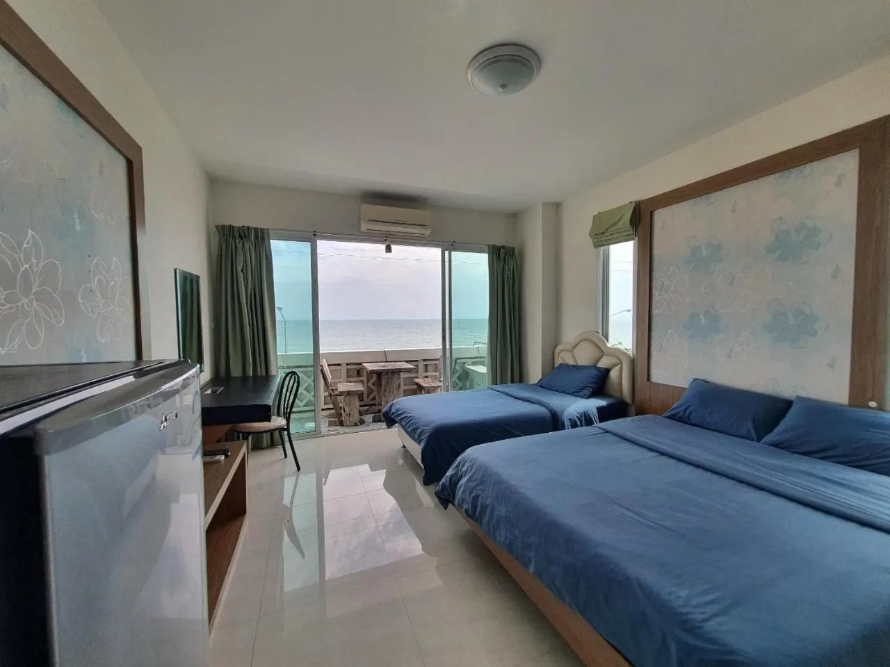 Bed in Banchaitalay Room