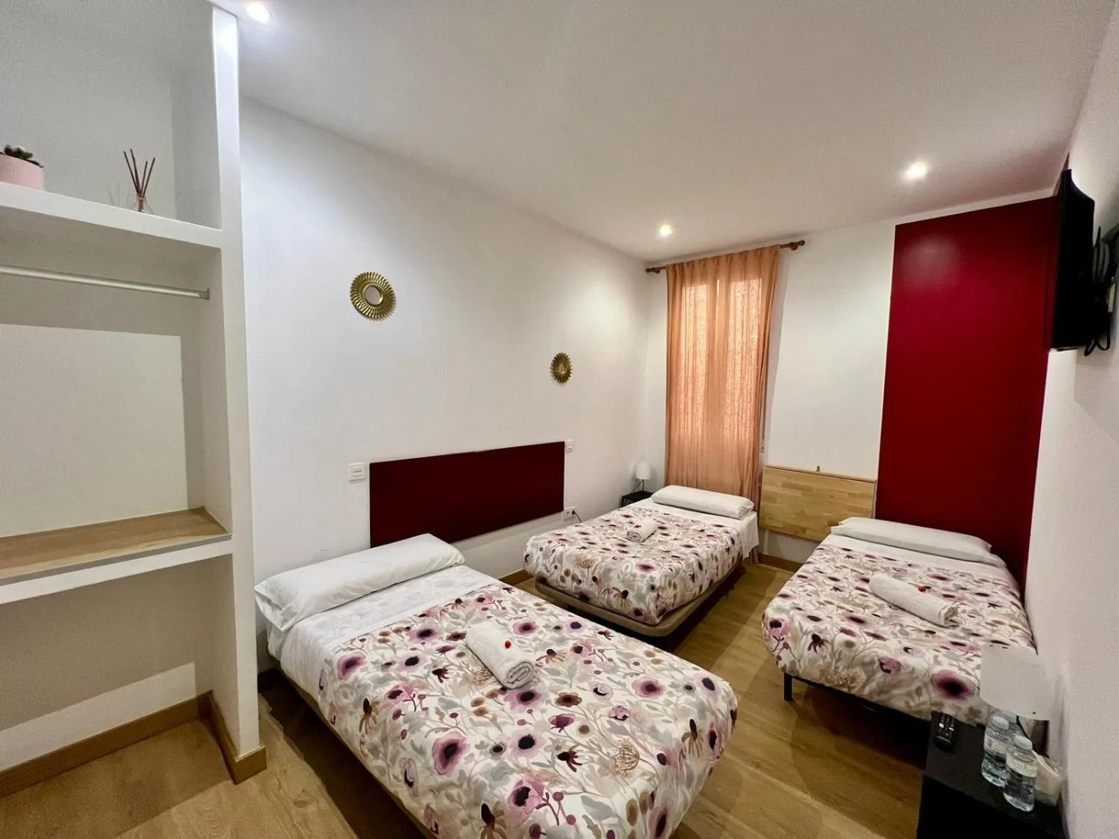 Bed in Hostal La Casa de La Plaza