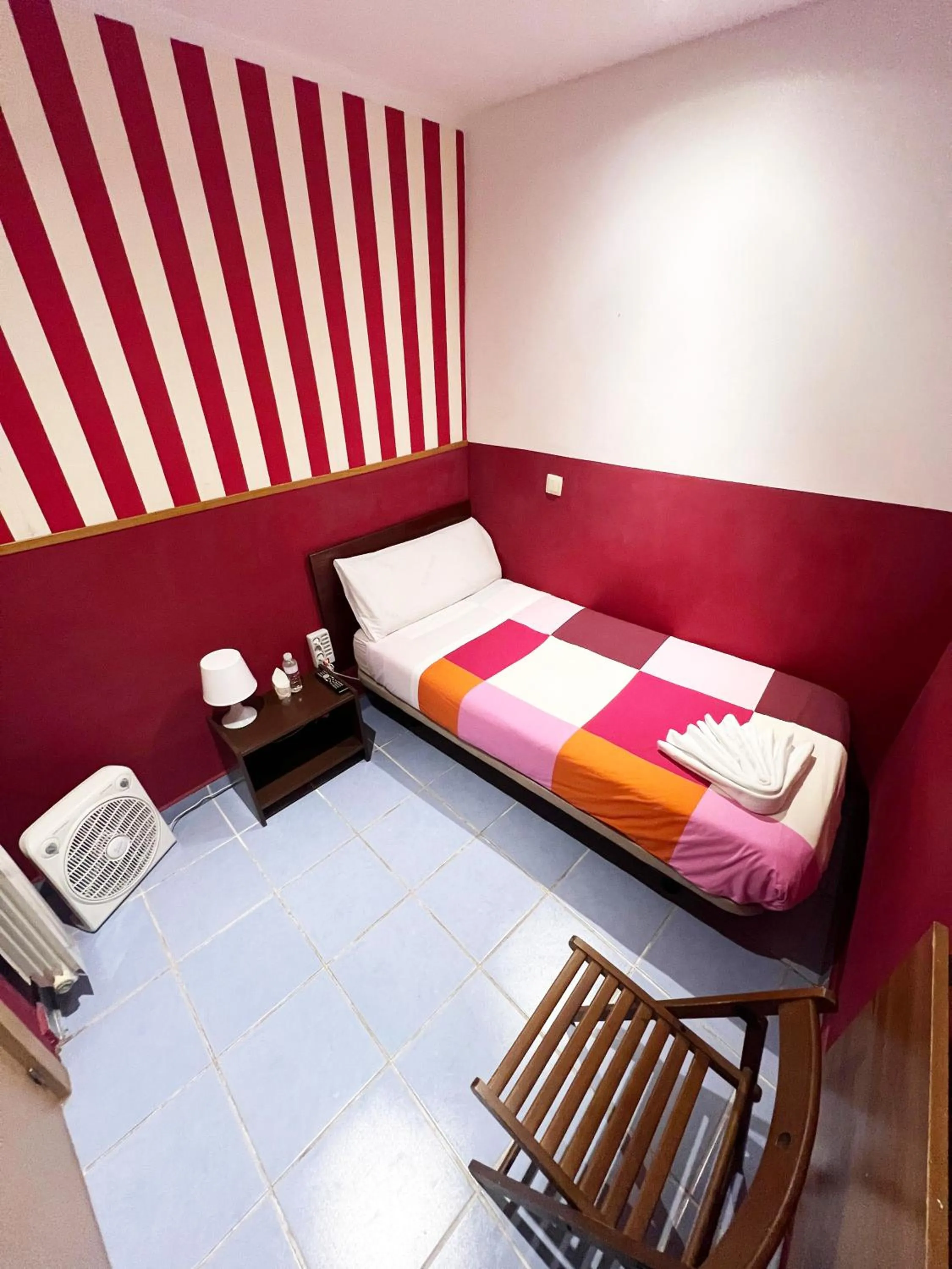 Photo of the whole room, Bed in Hostal La Casa de La Plaza