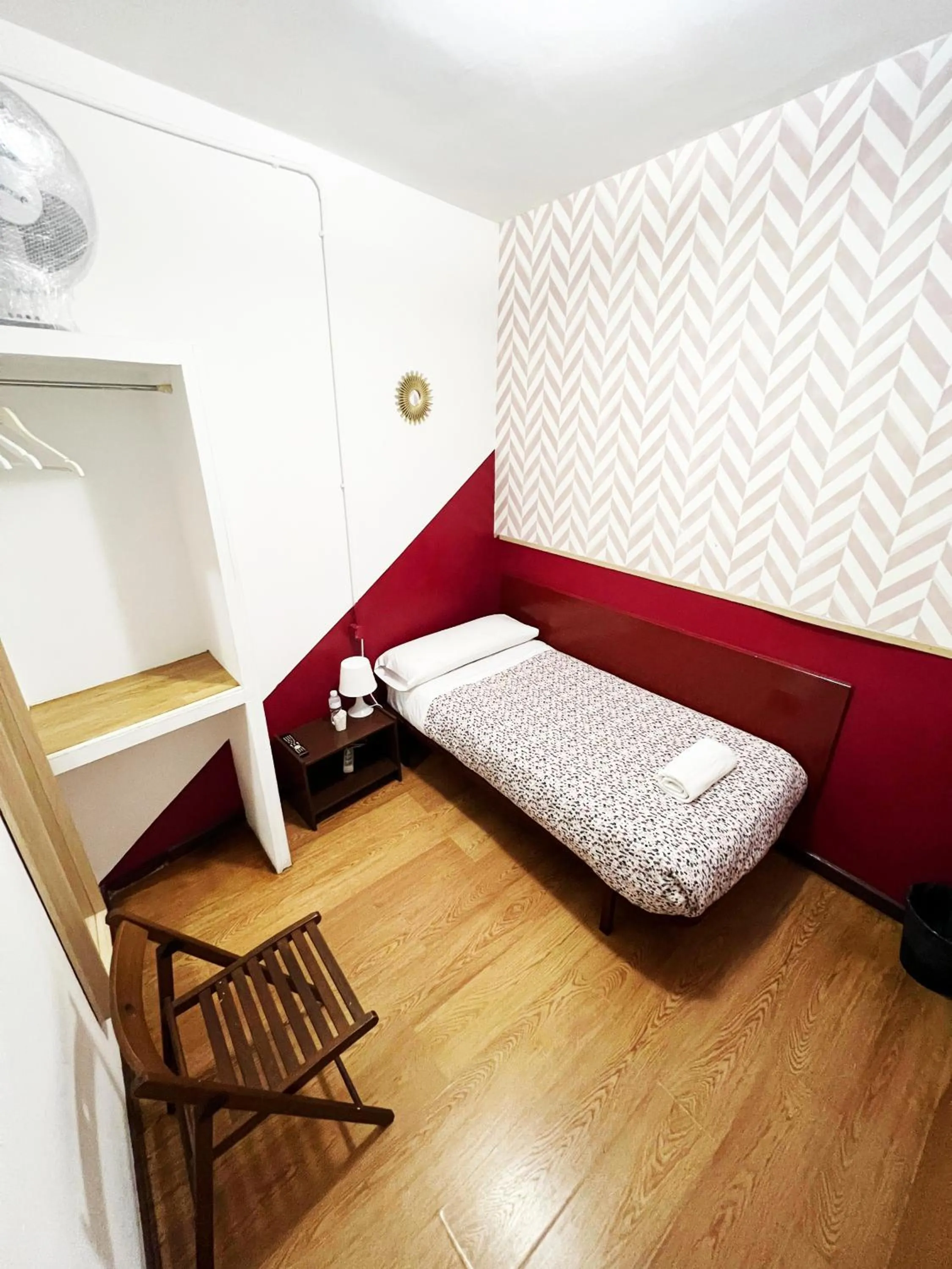 Photo of the whole room, Bed in Hostal La Casa de La Plaza