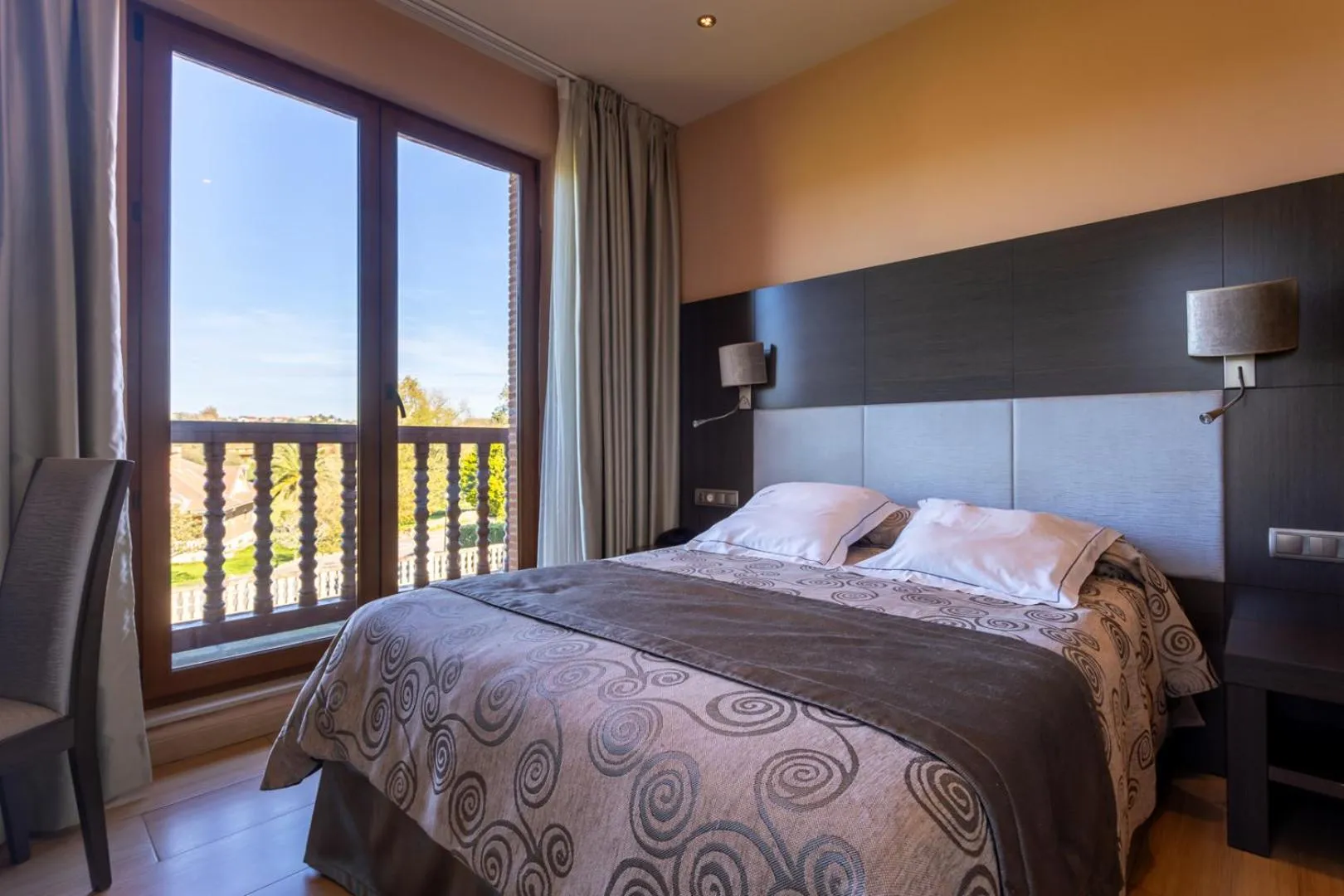 Photo of the whole room, Bed in Hotel Felisa SPA