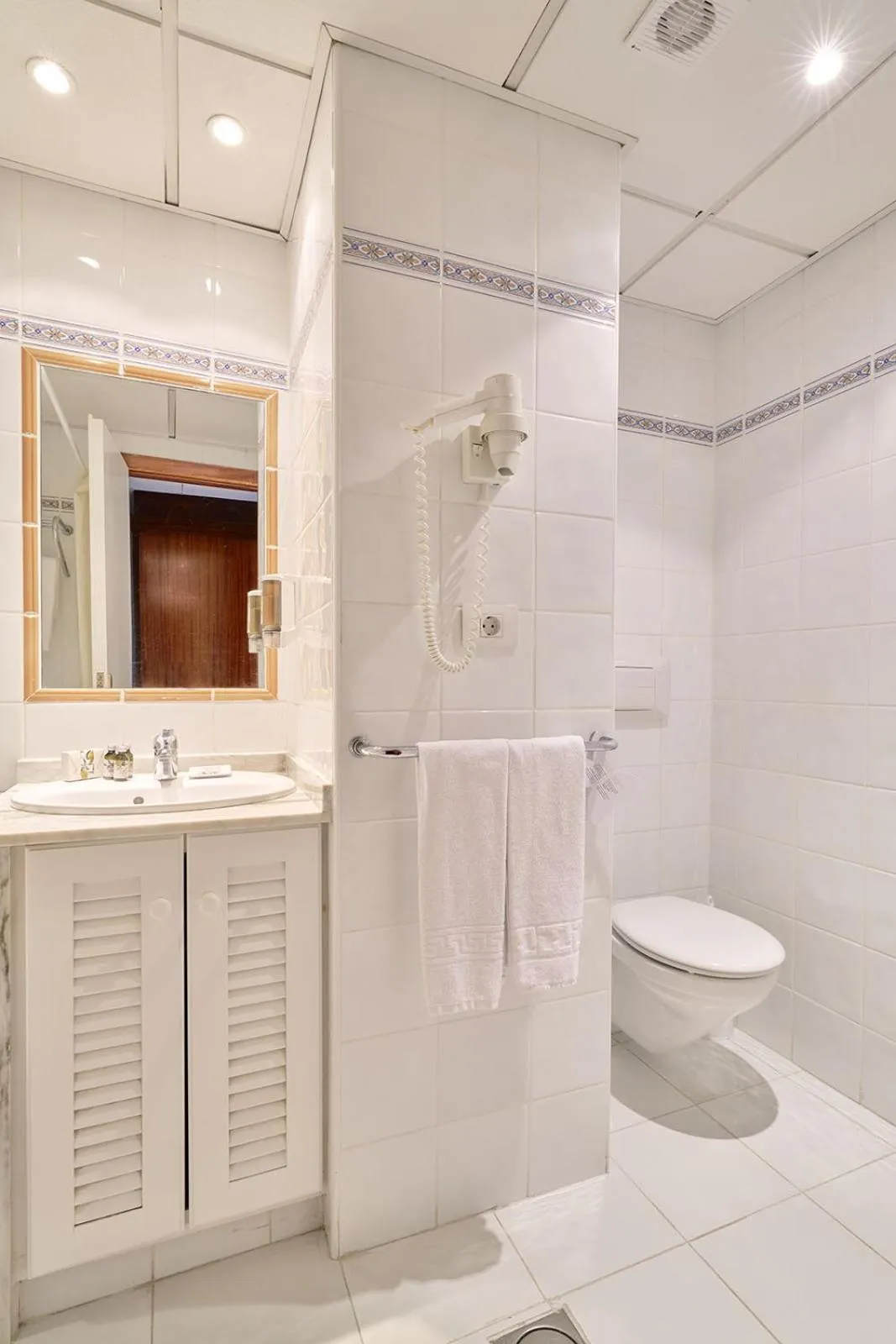 Bathroom in Precise Resort Tenerife