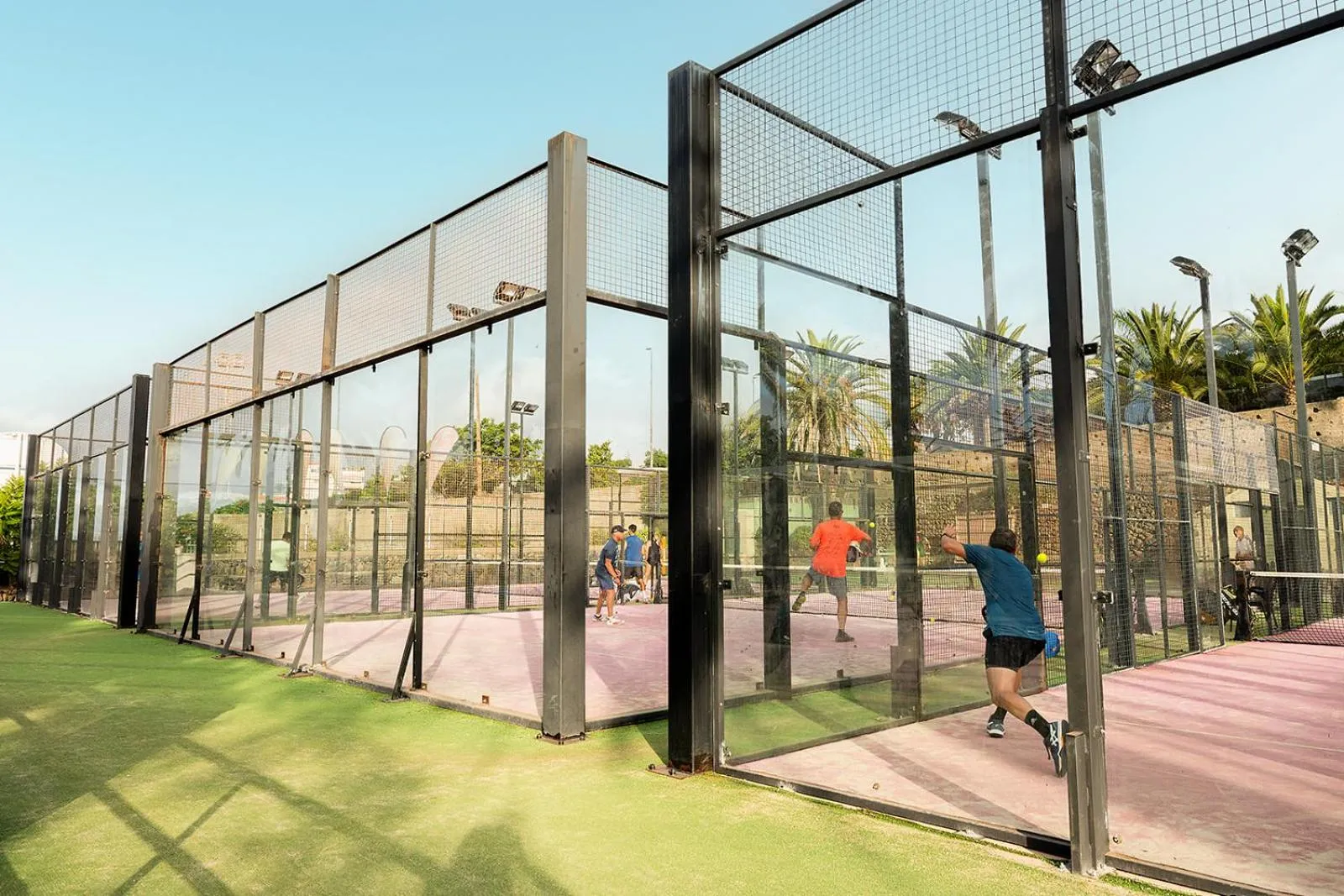 Tennis court in Precise Resort Tenerife