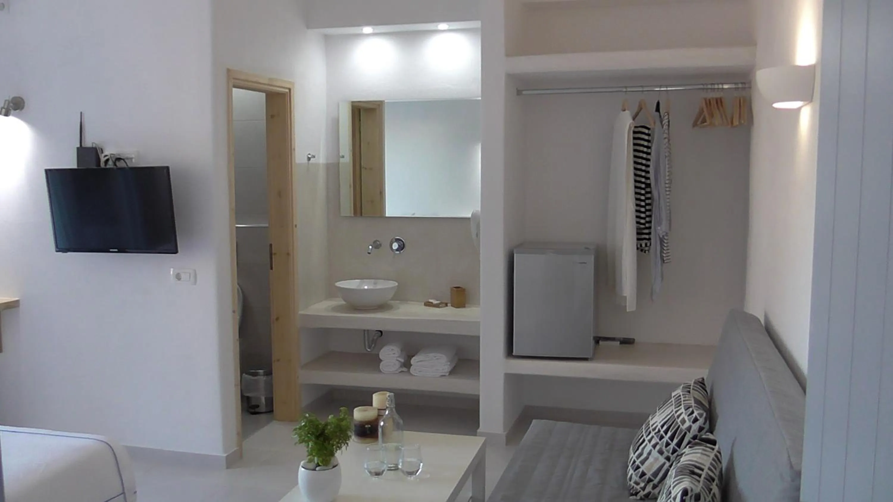 Bedroom in Daylight Hotel