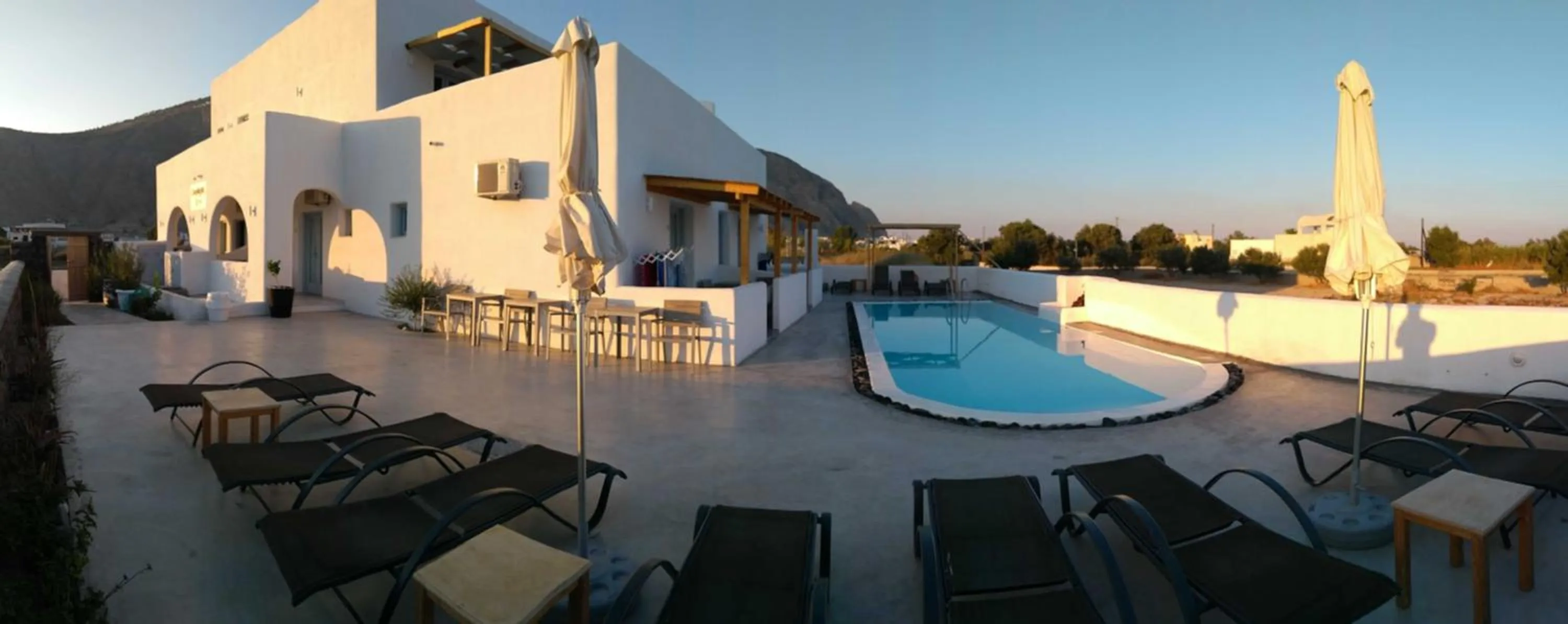 Patio in Daylight Hotel