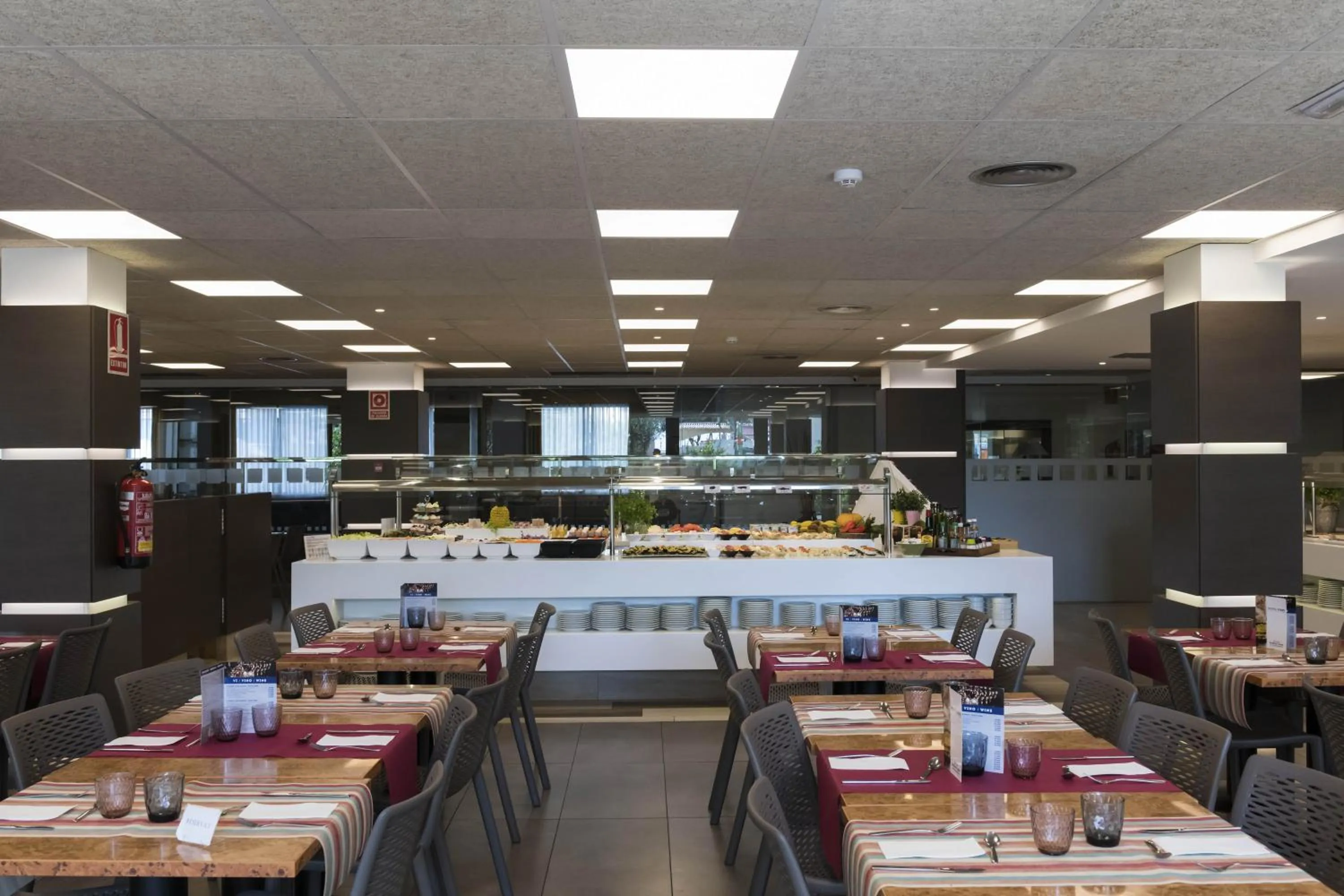 Restaurant/places to eat in Hotel Papi