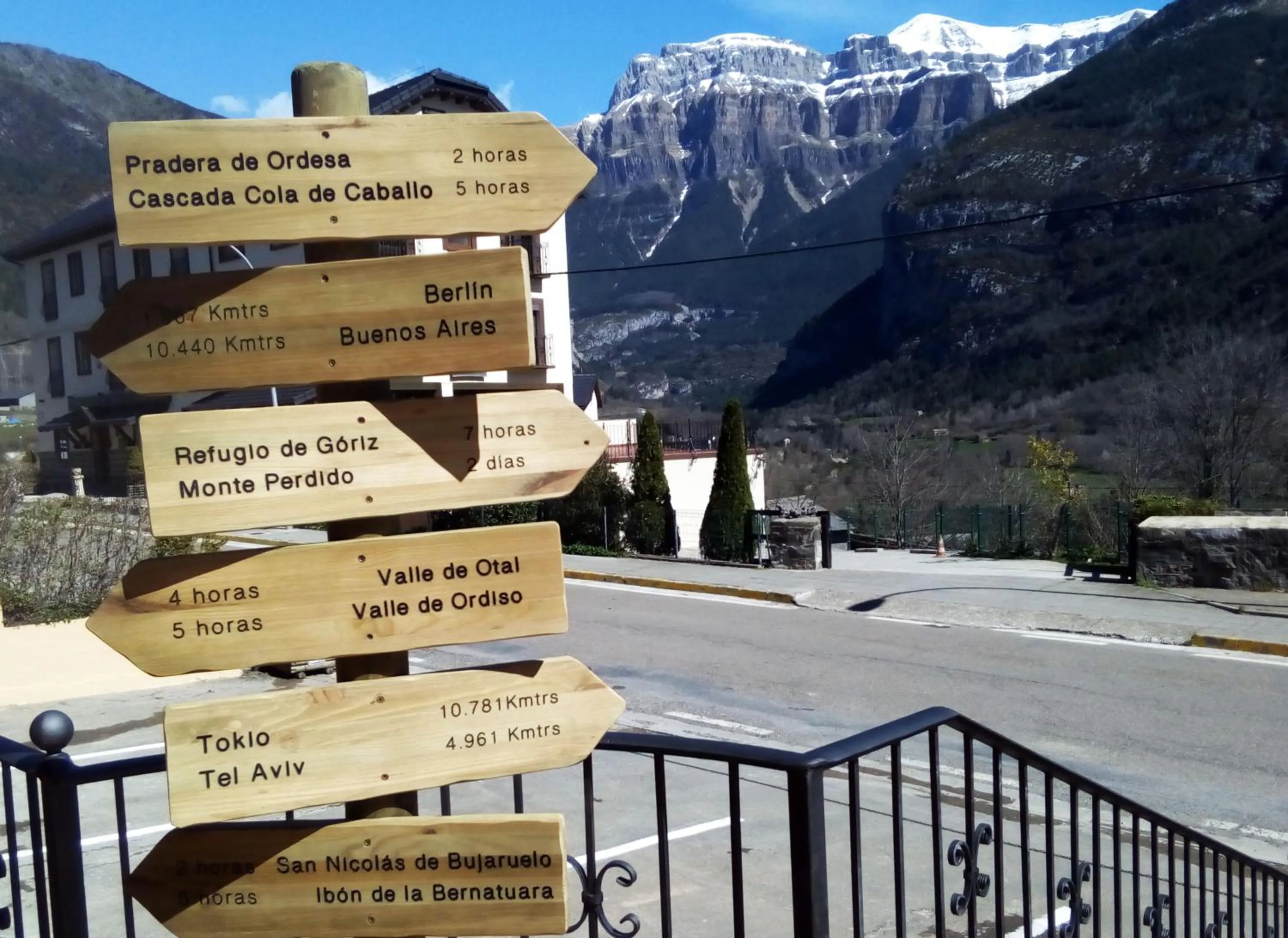 Mountain view in Edelweiss Hotel