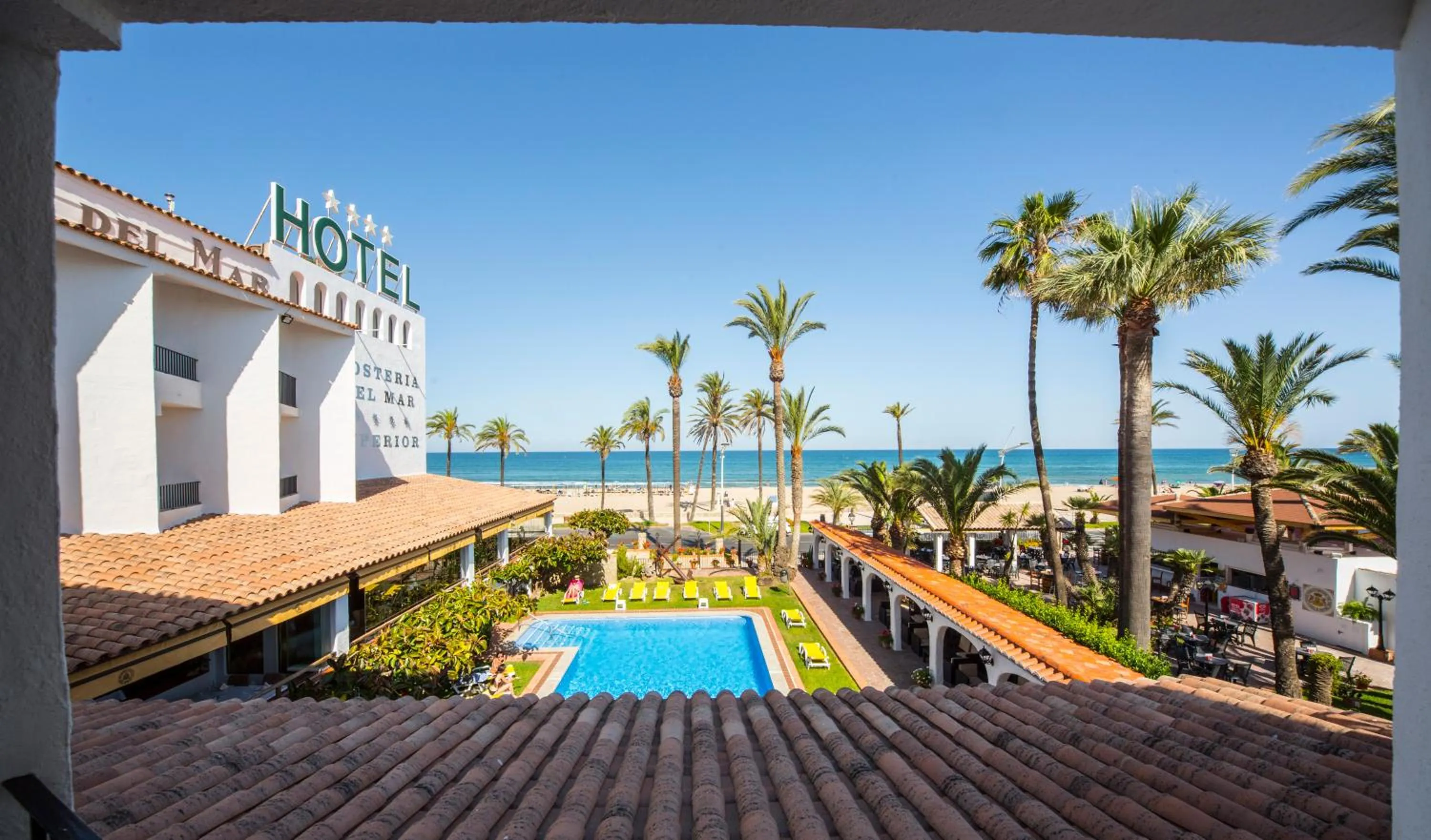 Swimming pool in Hostería del Mar