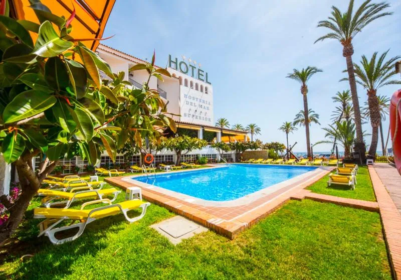 Swimming pool in Hostería del Mar