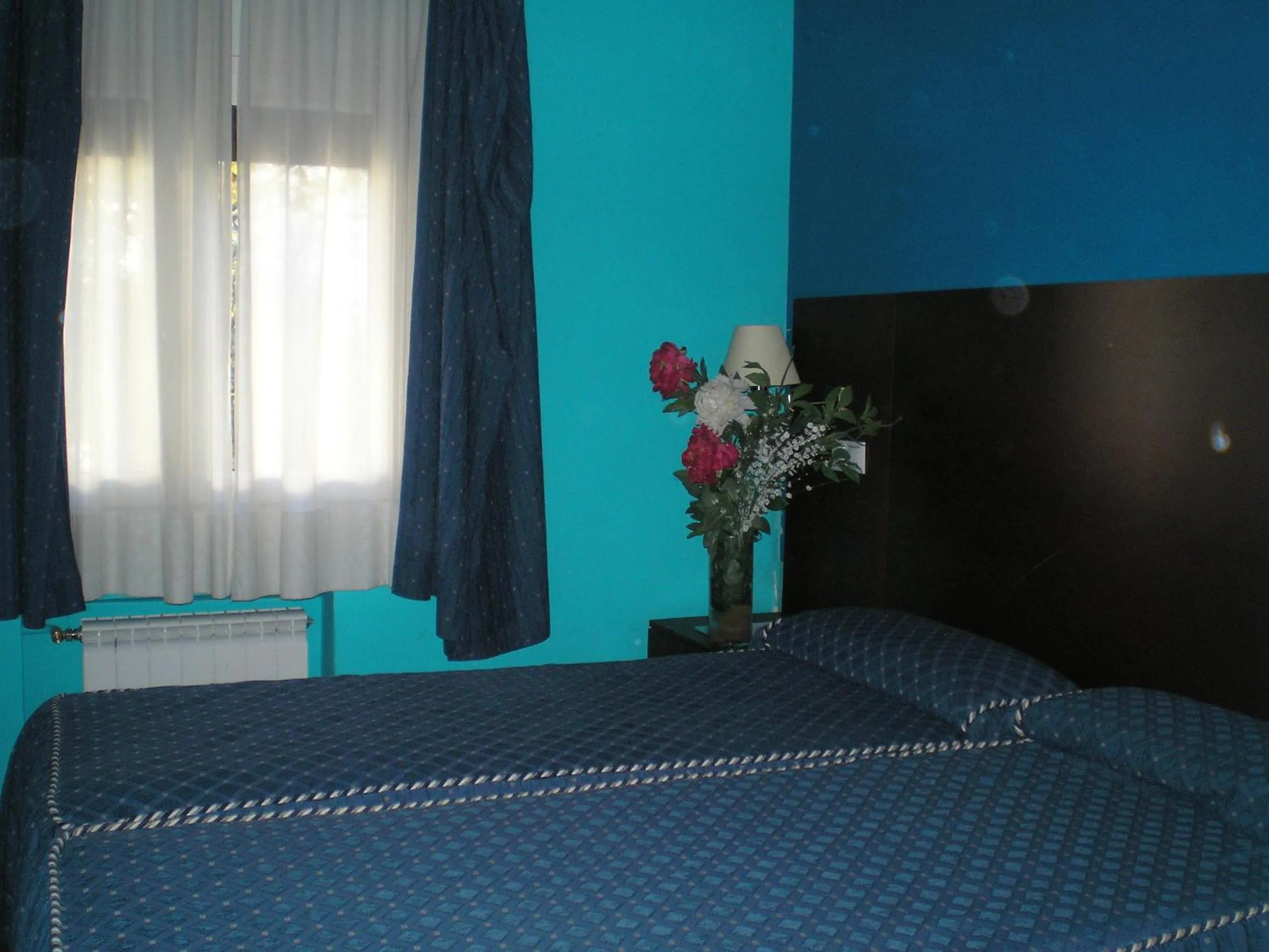 Photo of the whole room in Auto Check In Hotel Las Nieves