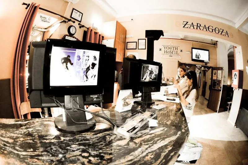 Lobby or reception in Be Zaragoza Hostel