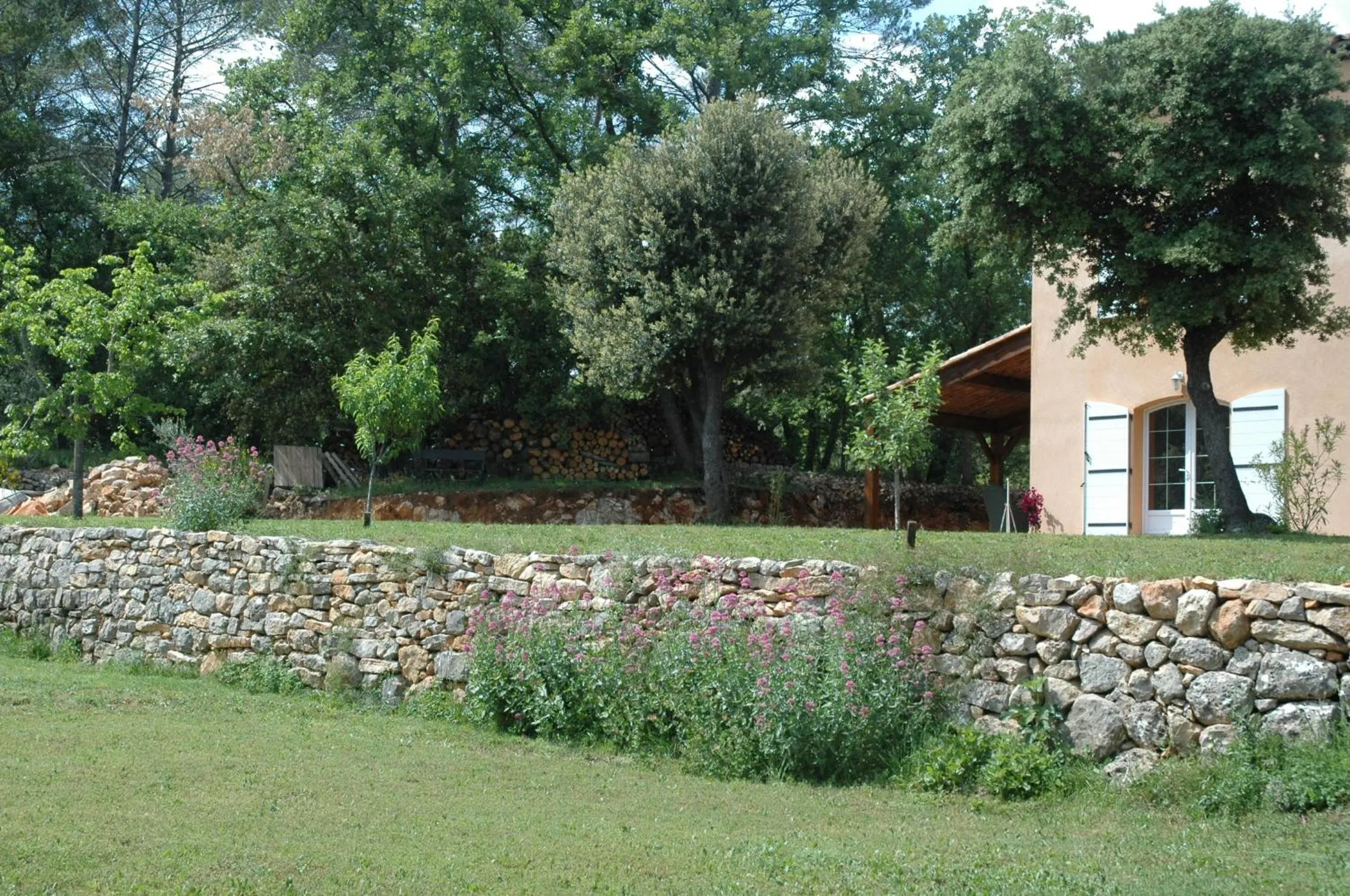 Garden in La Maison de Campagne