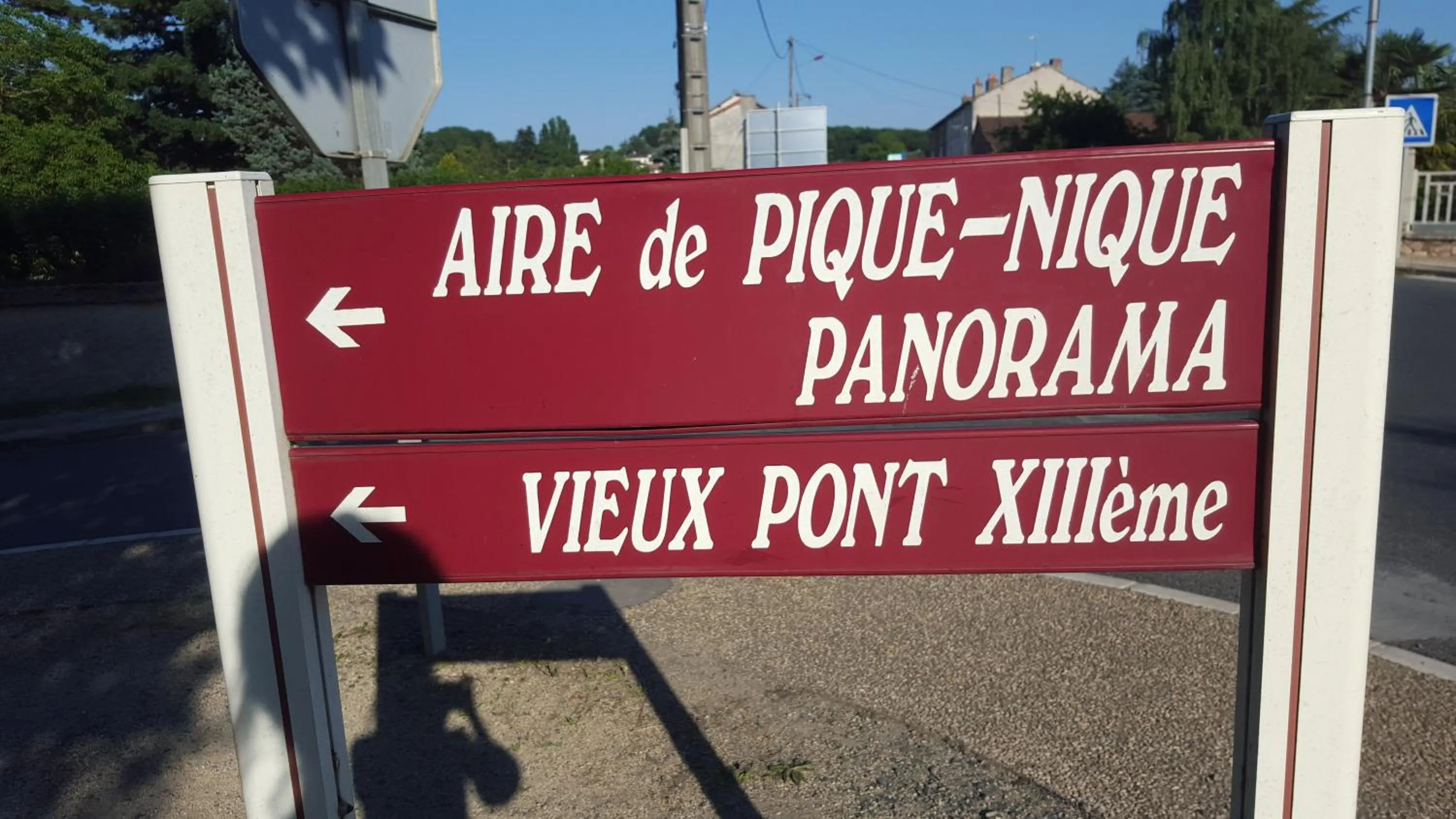 Nearby landmark in Hôtel de France