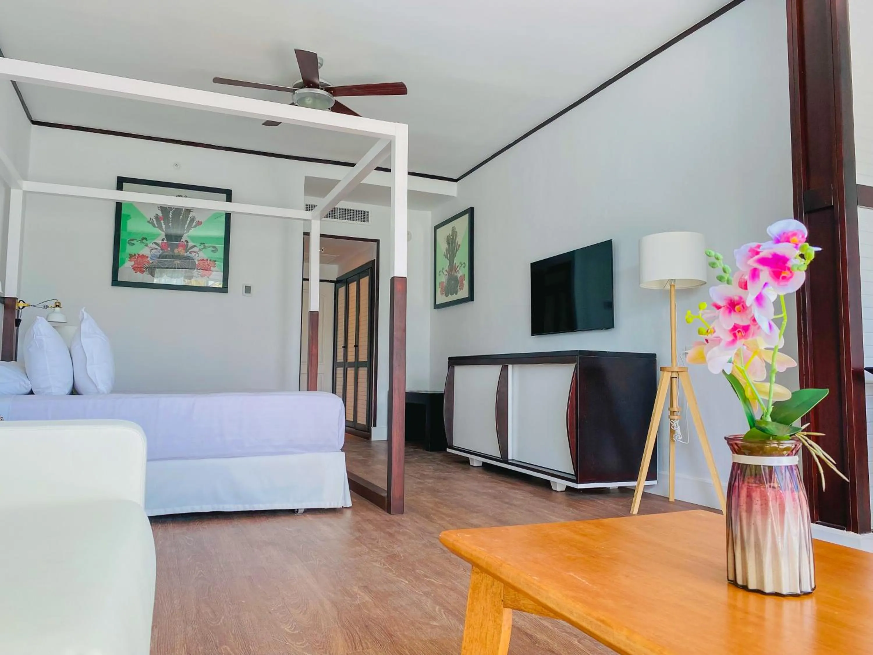 Junior Suite Superior Deluxe -  Free Wifi in Ocean Blue & Sand Beach Resort - All Inclusive