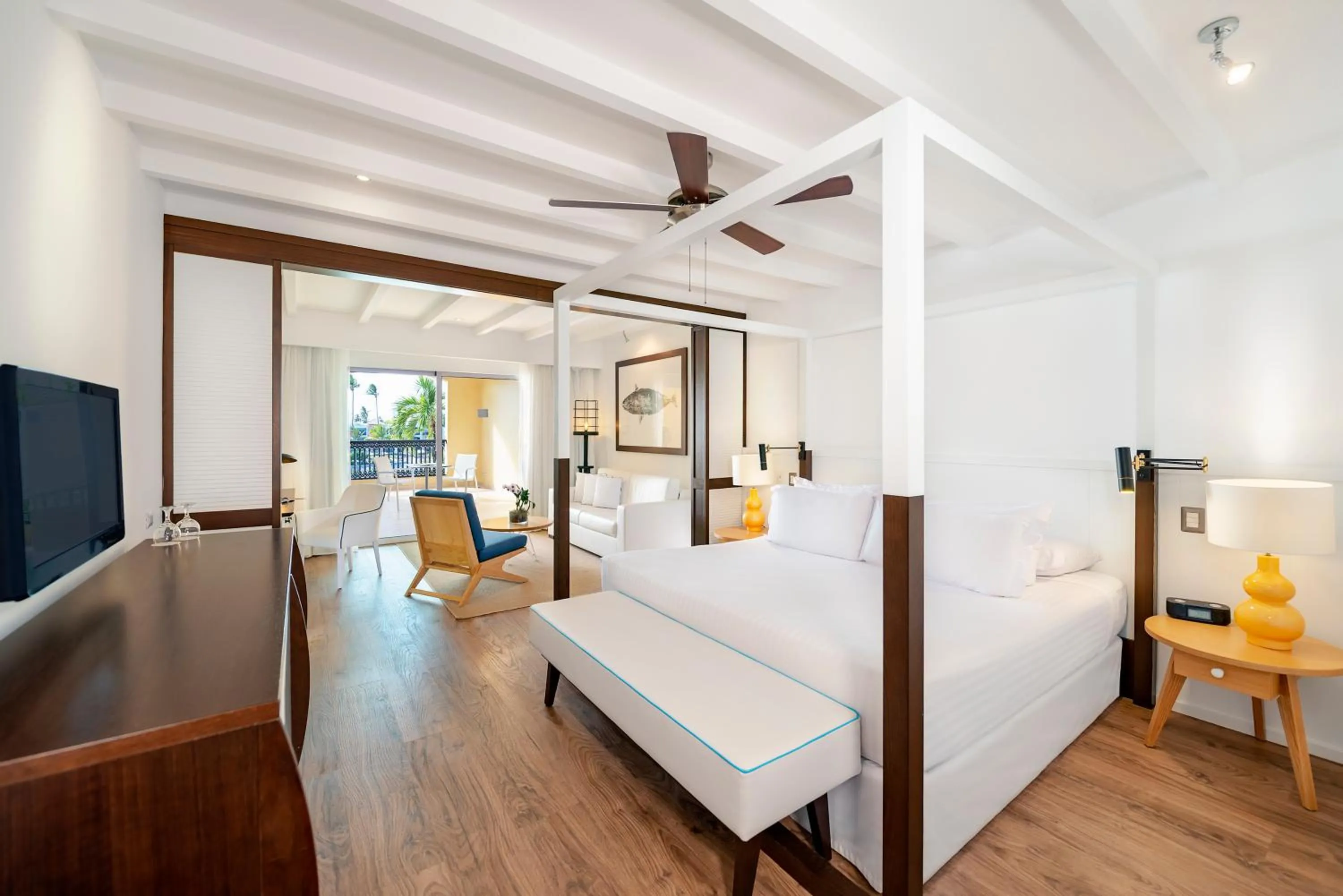 Bed in Ocean Blue & Sand Beach Resort - All Inclusive