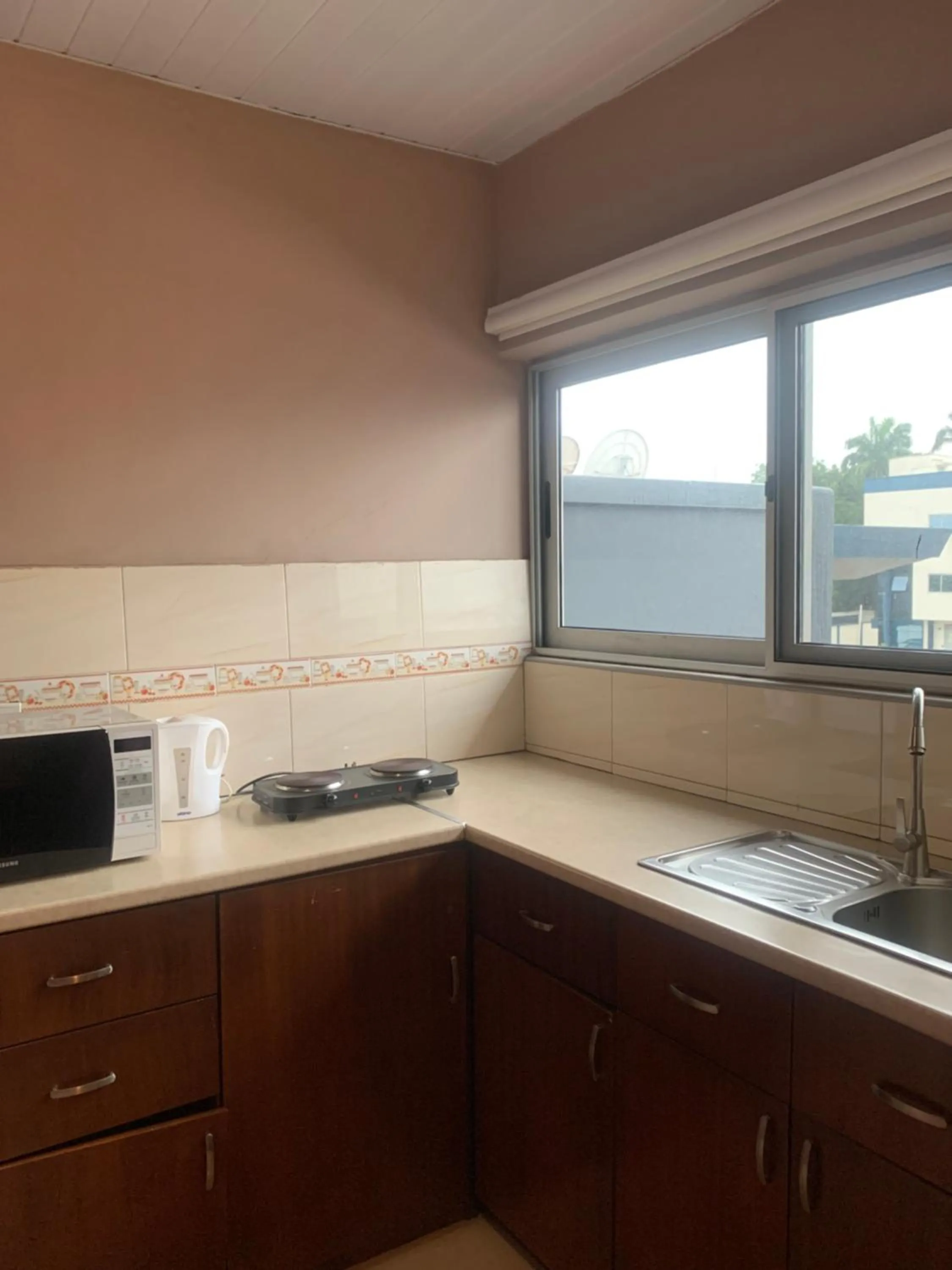 Kitchen or kitchenette in Manjaro Suites