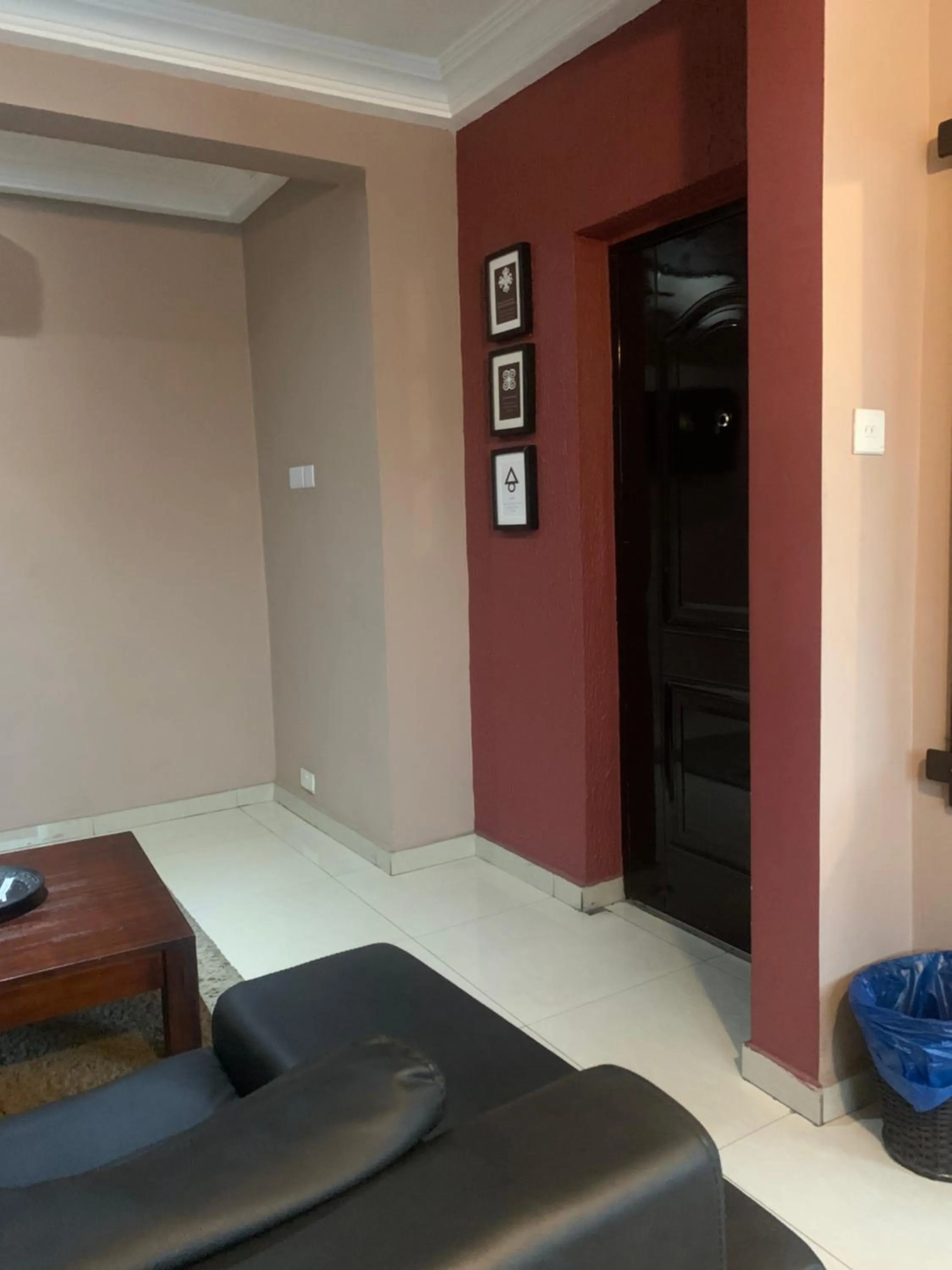 Living room in Manjaro Suites