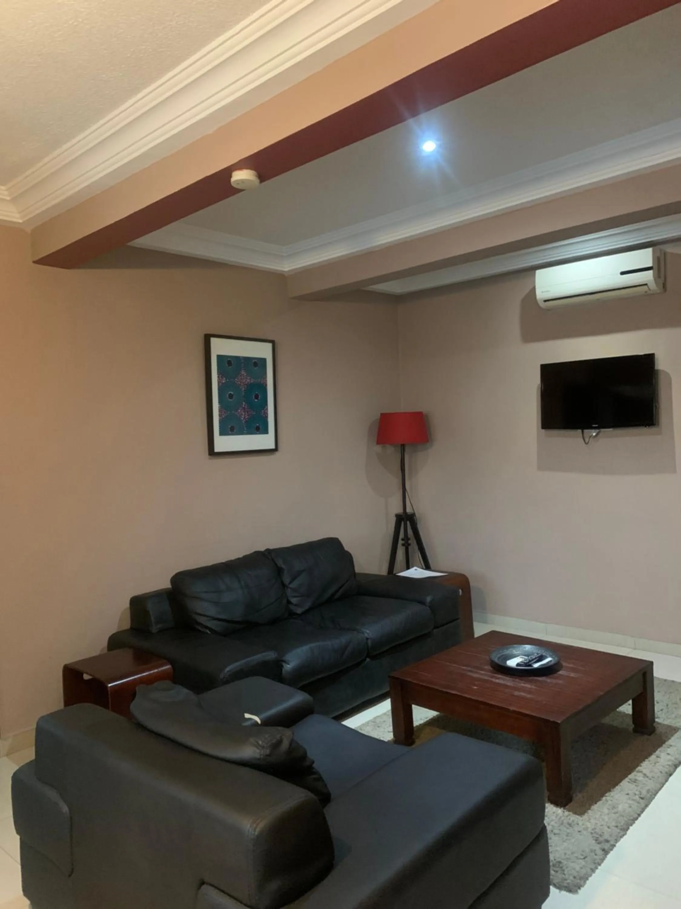 TV and multimedia in Manjaro Suites