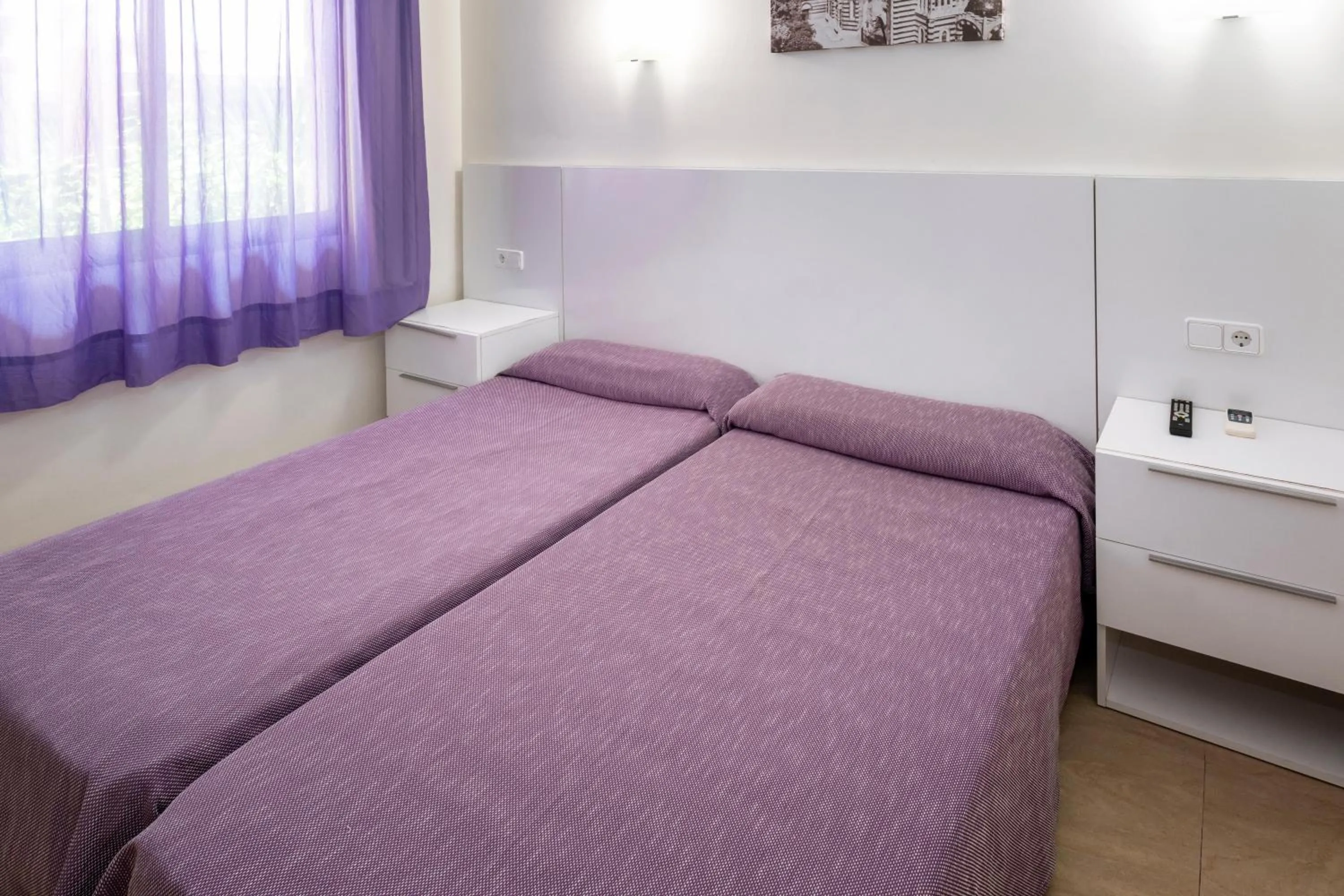 Photo of the whole room in Moremar Hotel