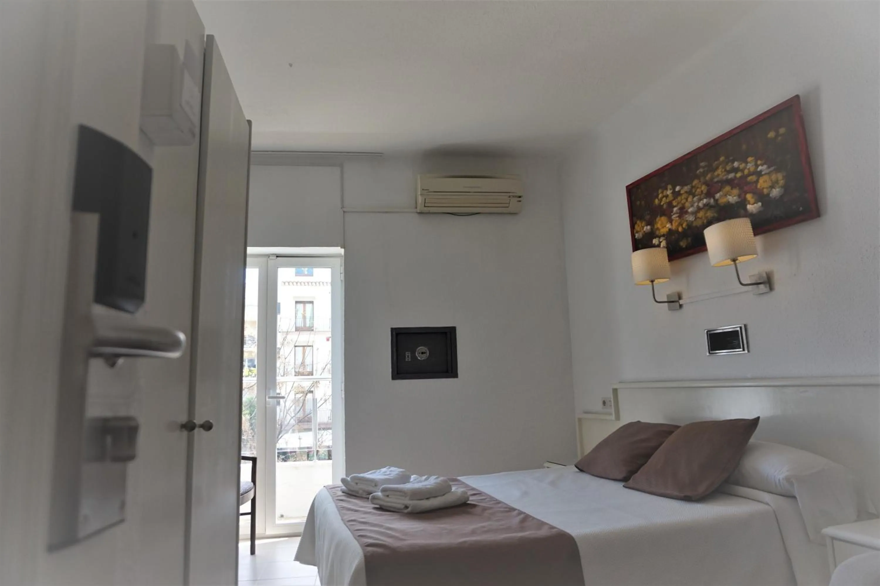 Other, Bed in Hotel Hermes