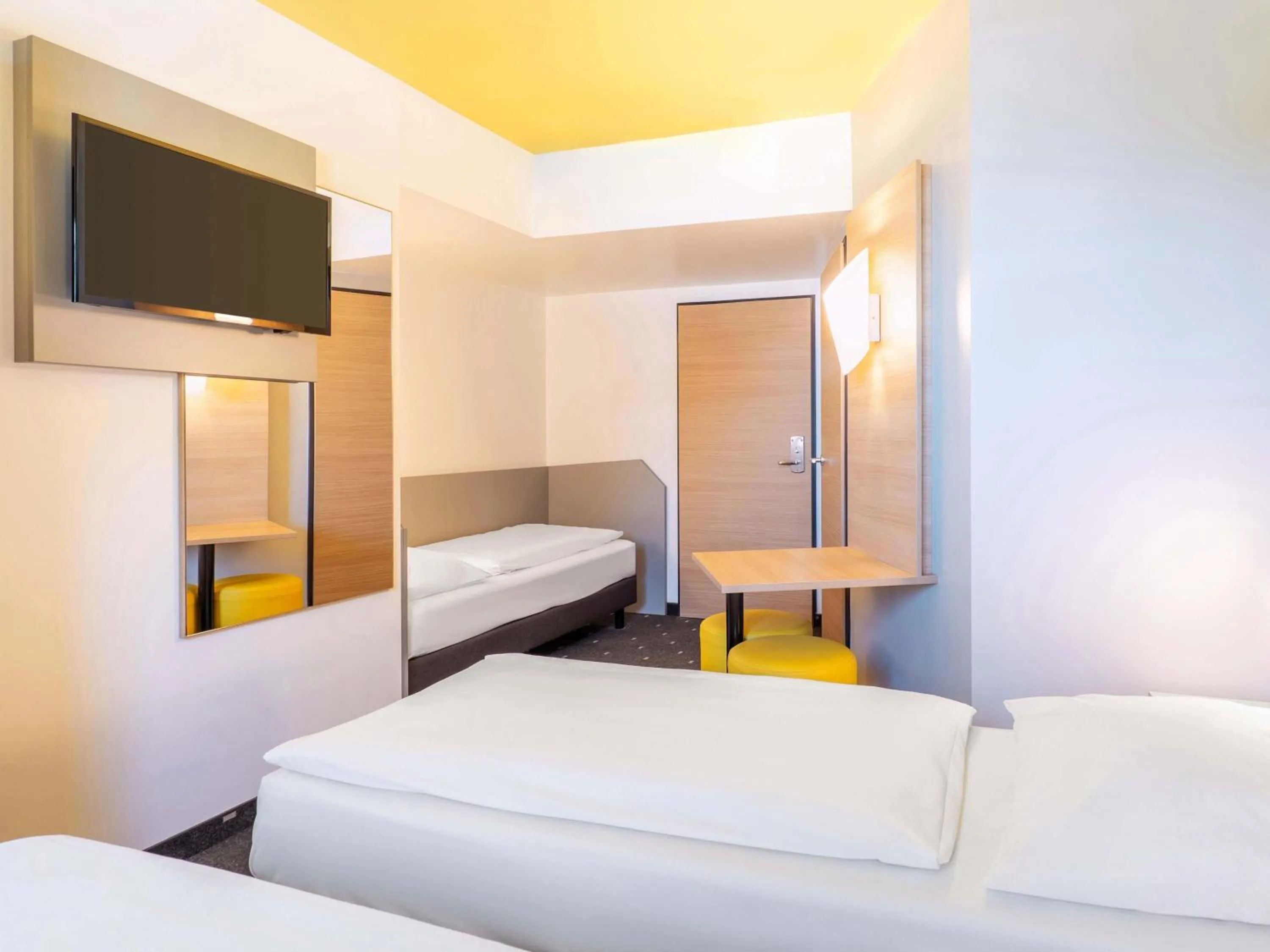 Bed in B&B Hotel Ludwigshafen