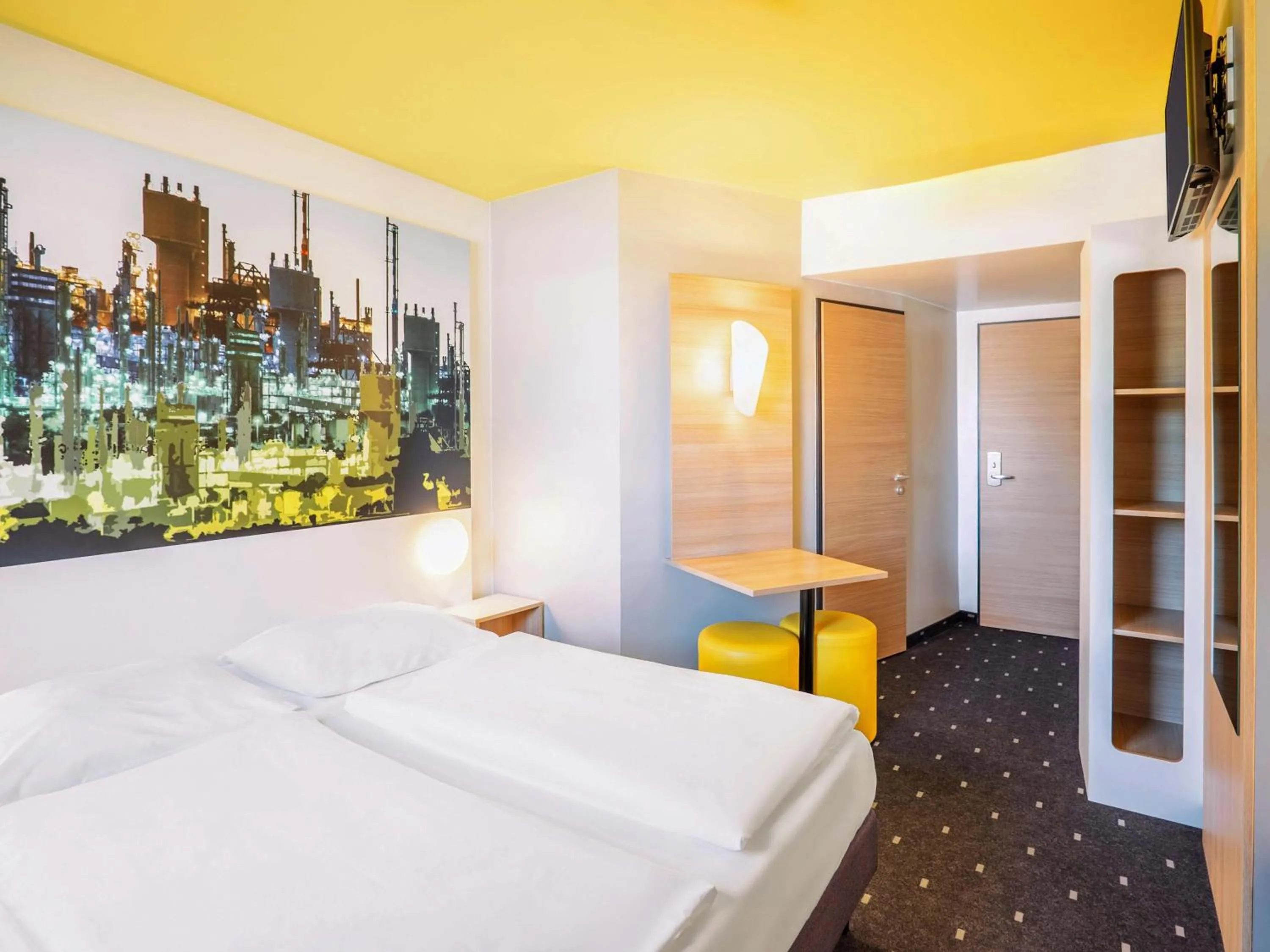 Bed in B&B Hotel Ludwigshafen