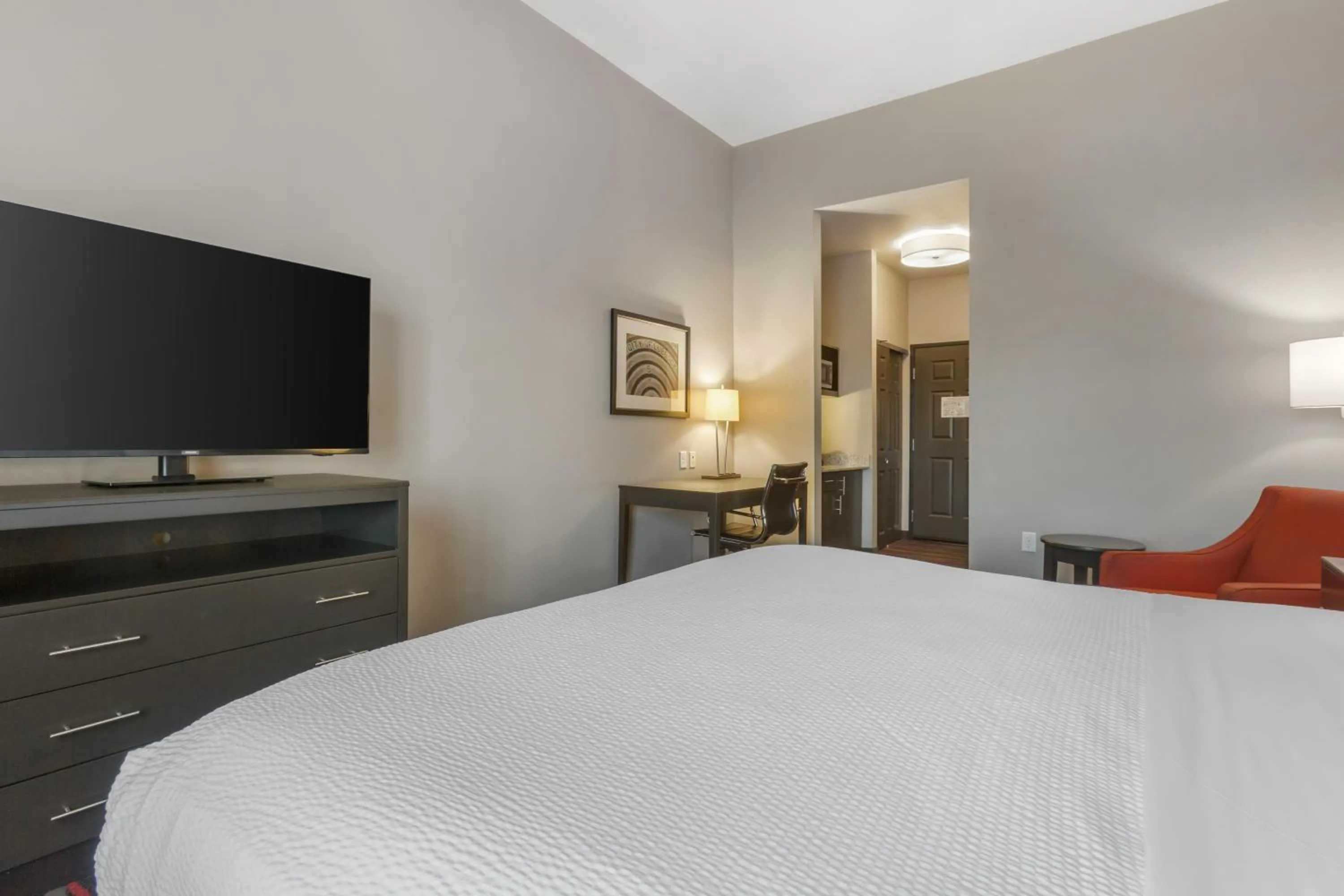 Bedroom, Bed in Best Western Plus Tech Medical Center Inn