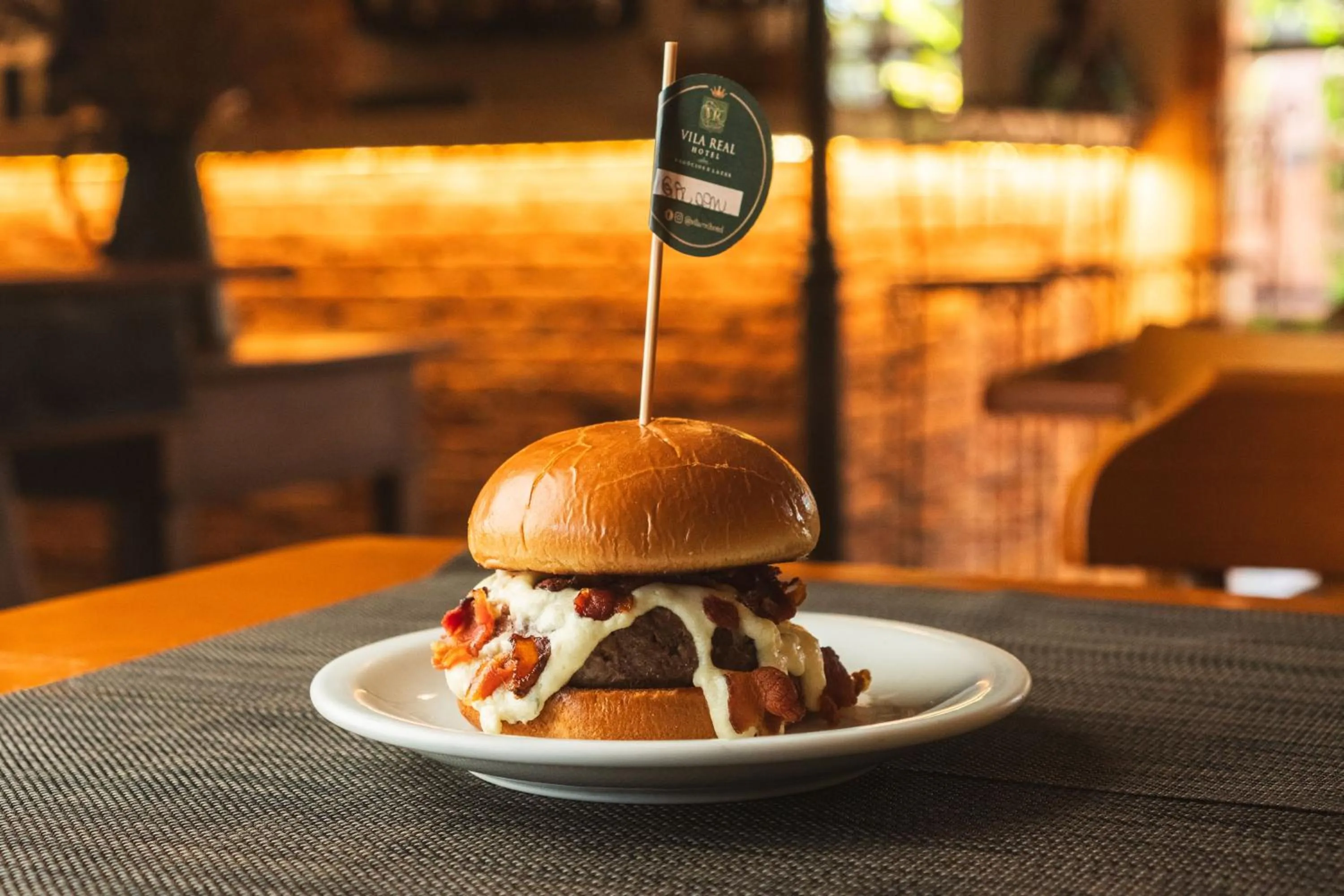 Restaurant/places to eat in Vila Real Hotel