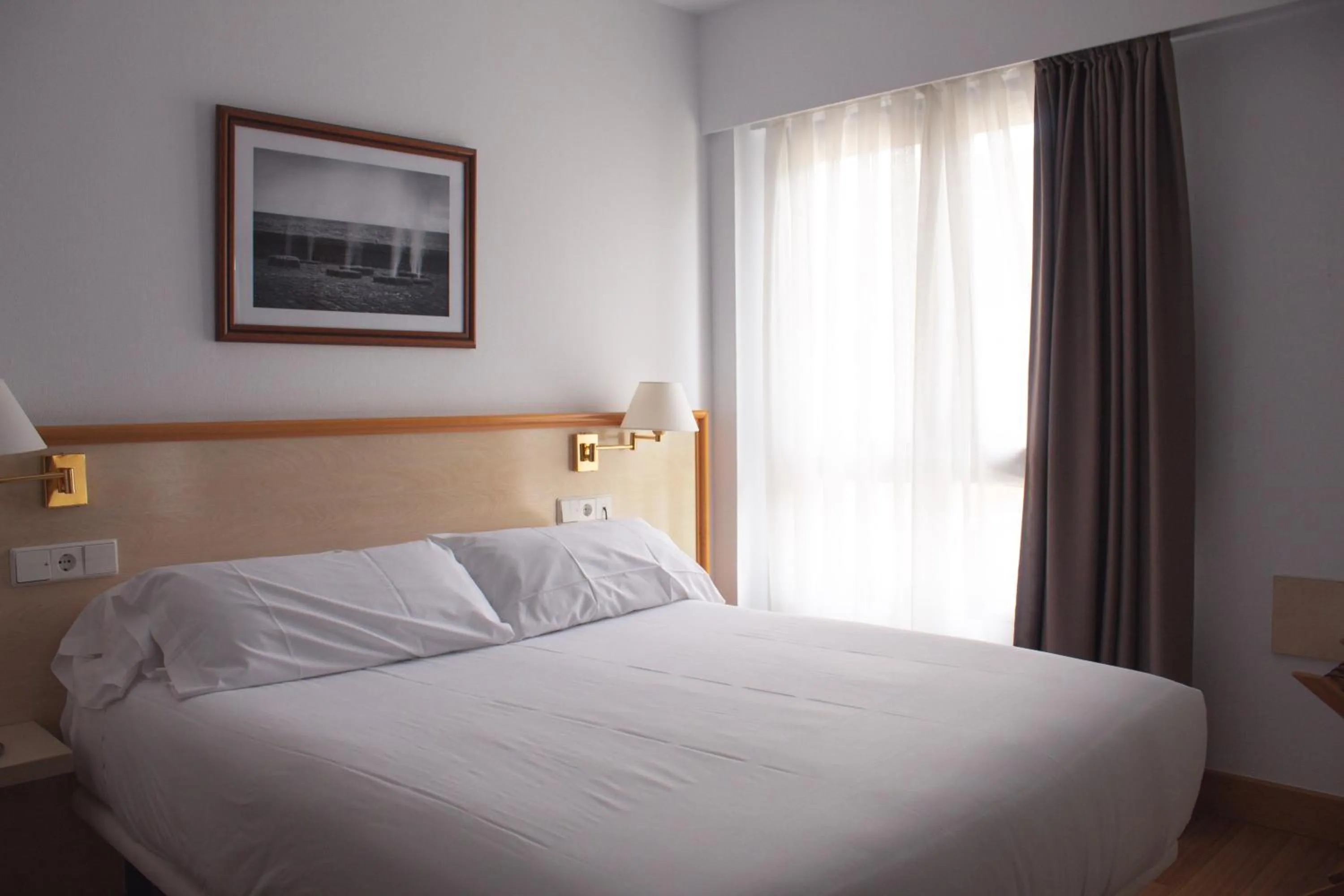 Photo of the whole room, Bed in Hotel Ezeiza