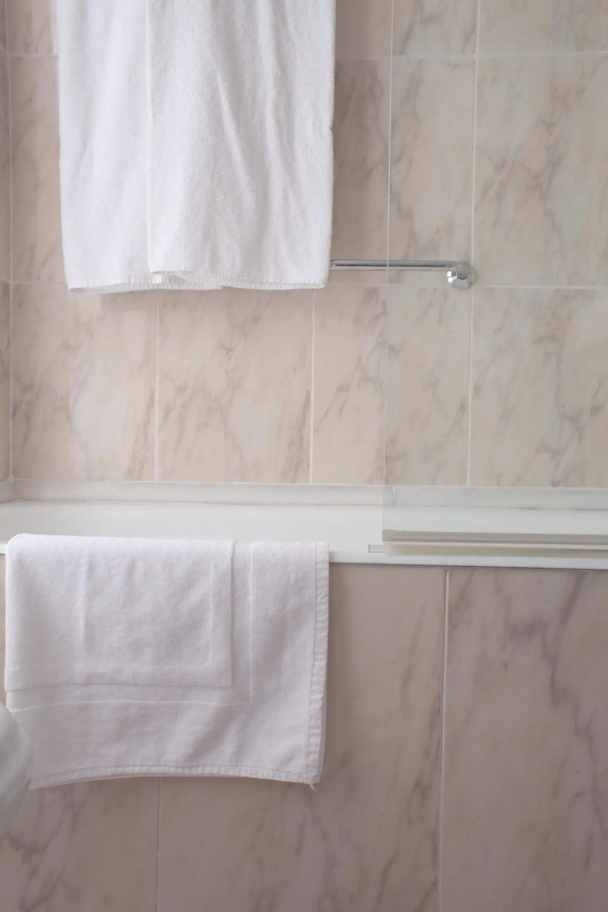 Standard Twin Room with Sea View in Hotel Ezeiza Standard Twin Room with Sea View in Hotel Ezeiza