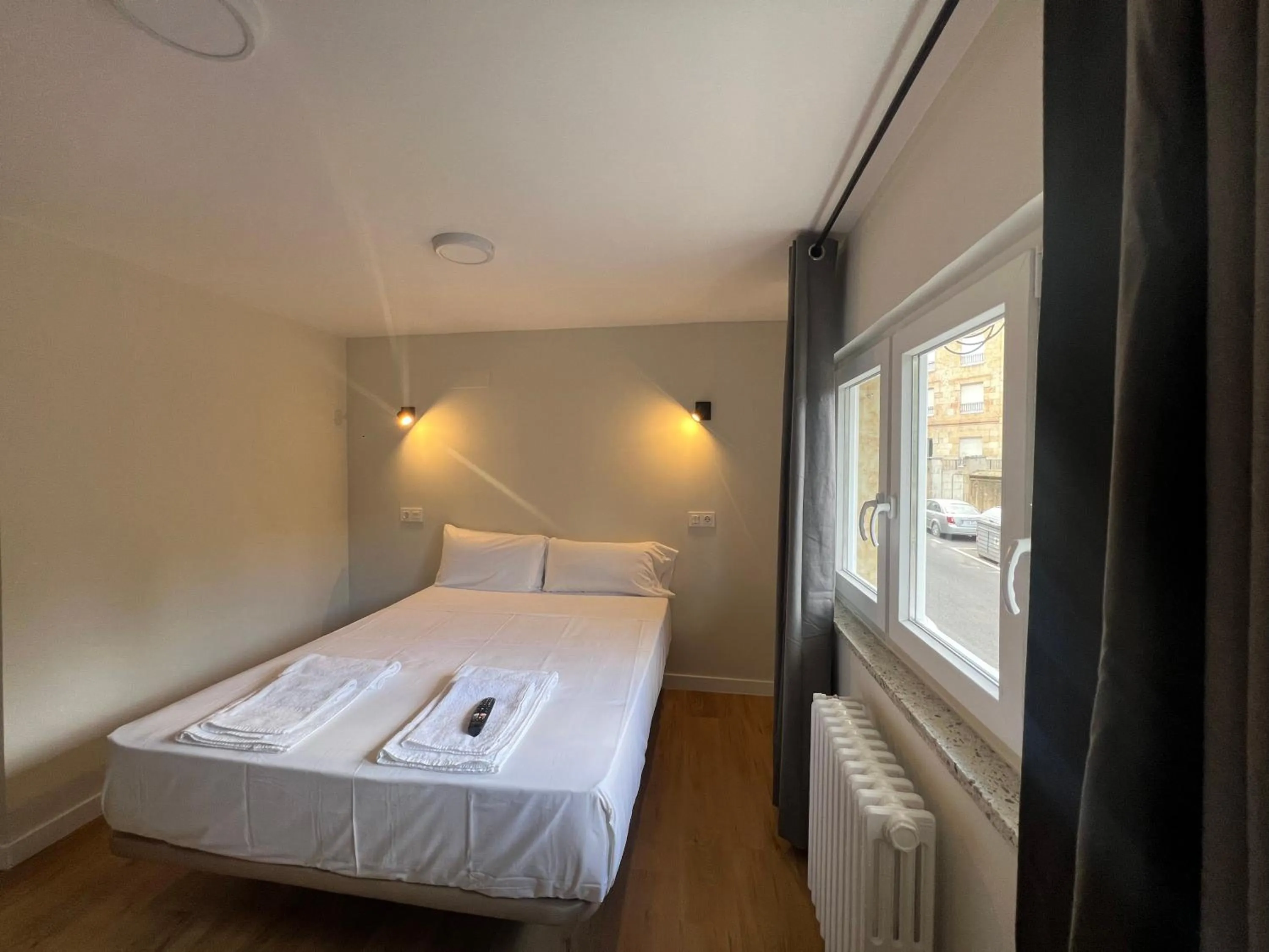 Bedroom, Bed in Hostal Mindanao