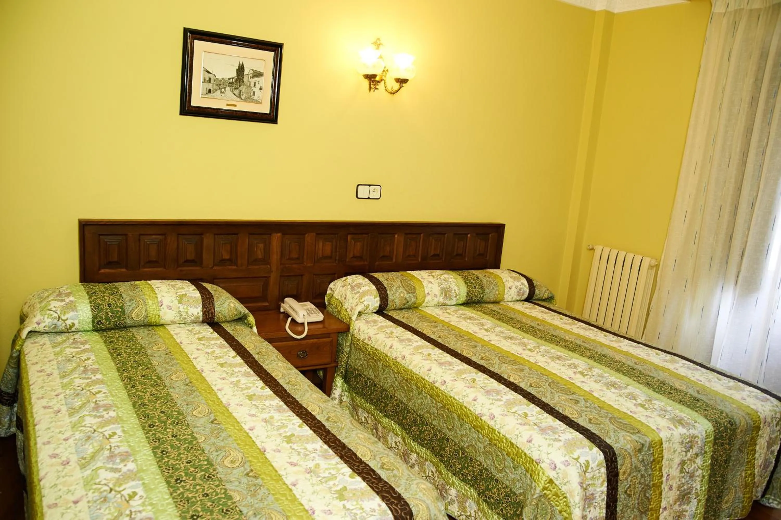 Photo of the whole room in Hotel Los Angeles